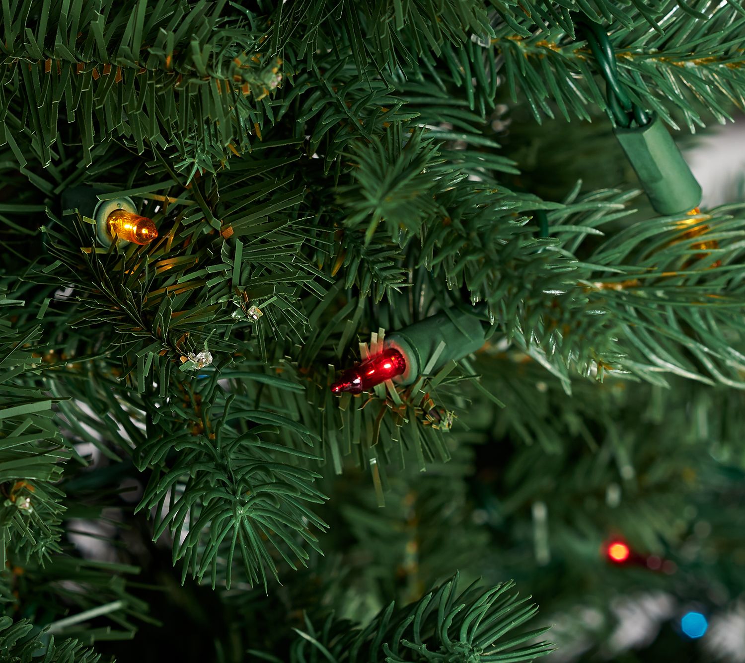Hallmark 5' Heritage Mixed Tip Tree with Quick Set Technology