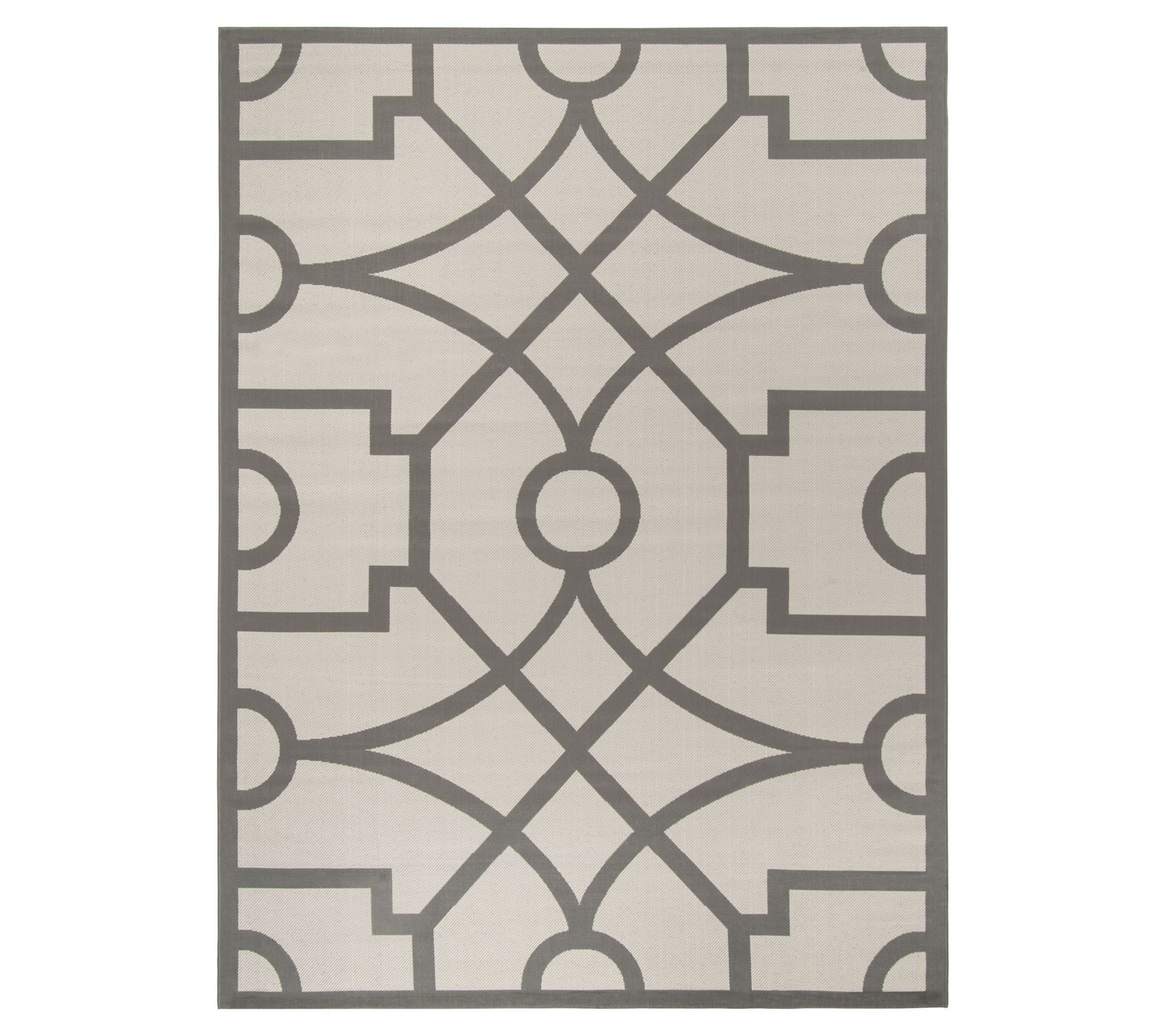 Martha Stewart Fretwork 8' x 10' Rug