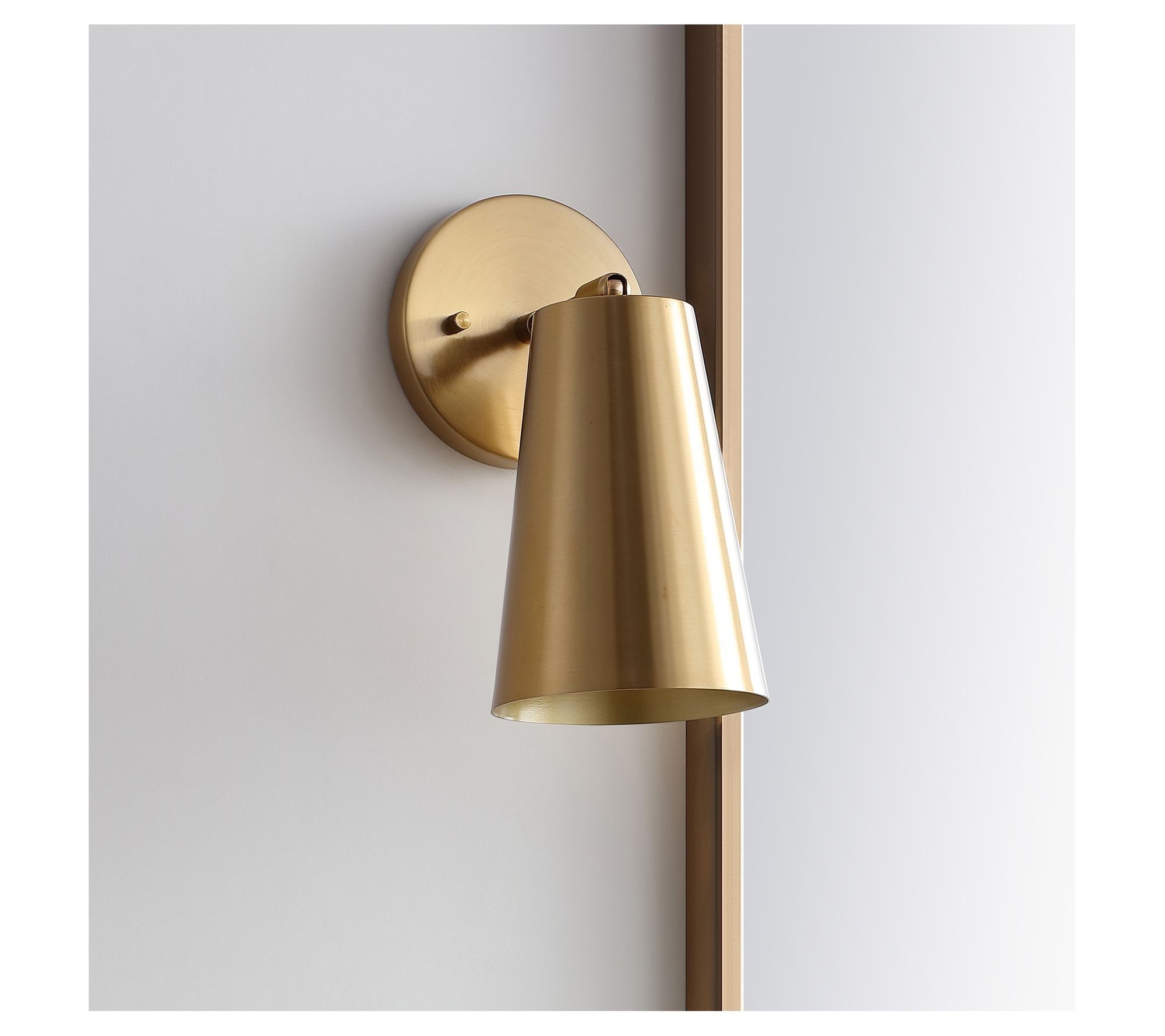 Safavieh leonardo store wall sconce