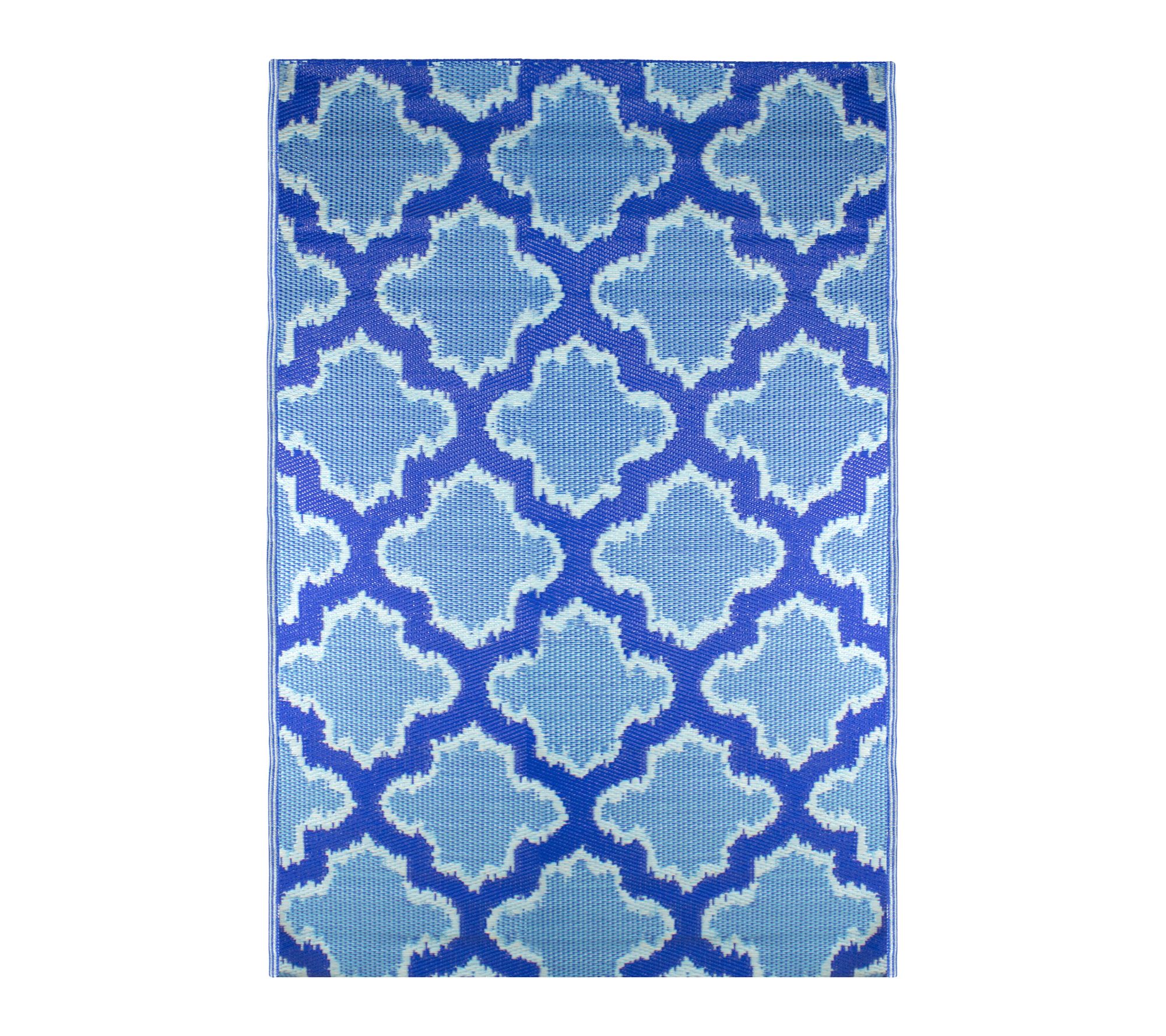 Northlight 4' x 6' Quatrefoil Outdoor Area Rug
