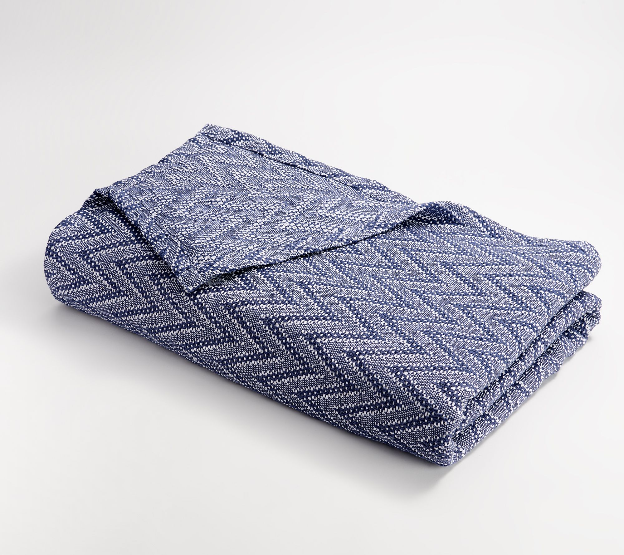 Northern Nights 100 Cotton Printed Chevron Blanket King