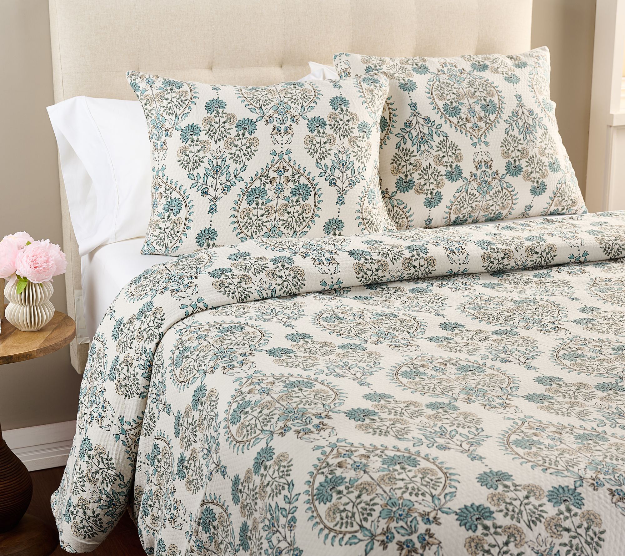 "As Is" Home Reflections Medallion Comforter & Sham Set- Queen
