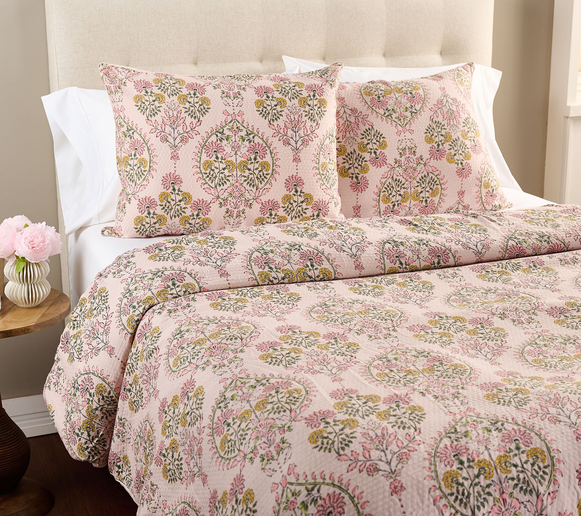 "As Is" Home Reflections Medallion Comforter & Sham Set- Queen