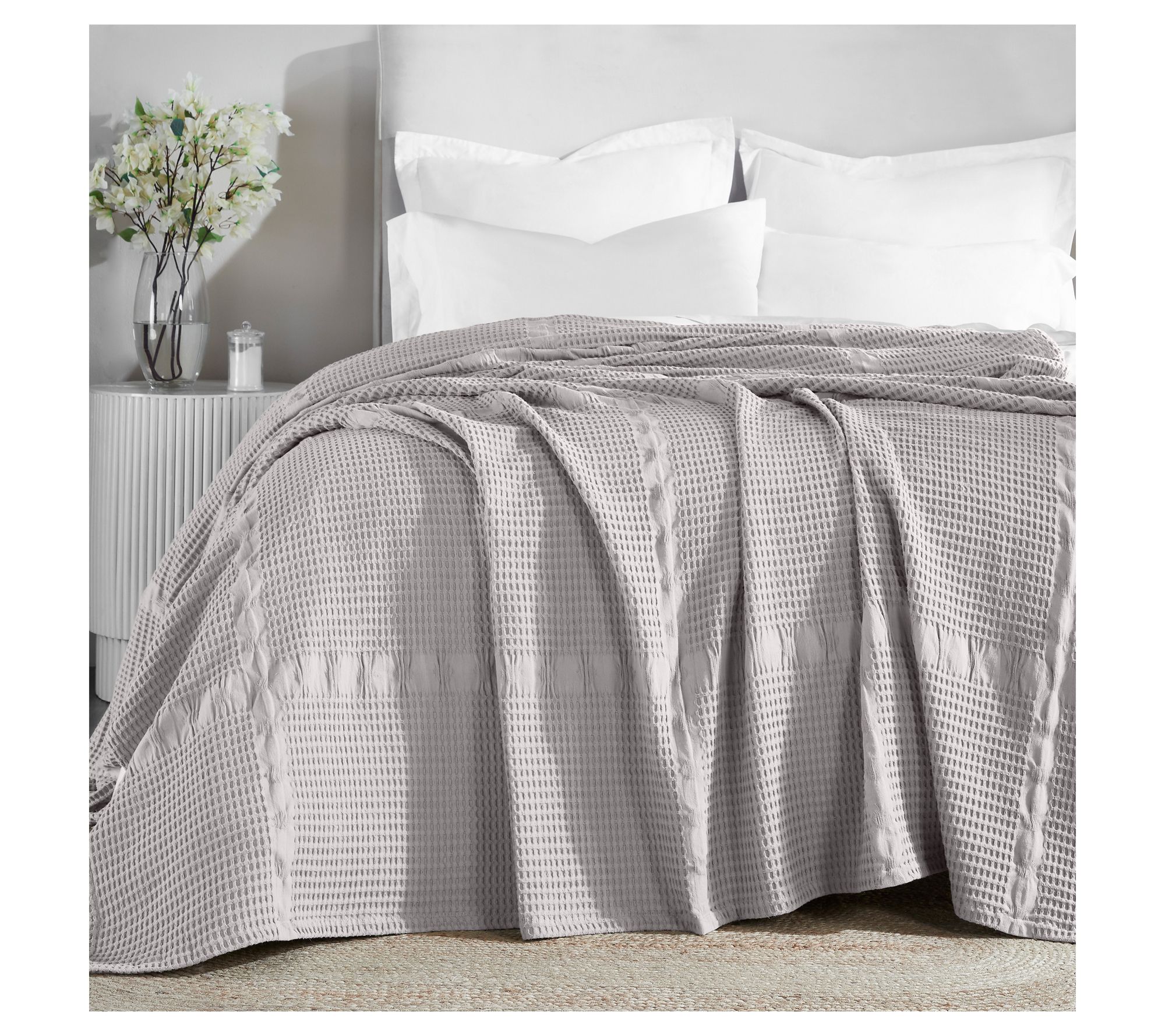 Superior Mai Geometric Waffle Cotton Blanket, King