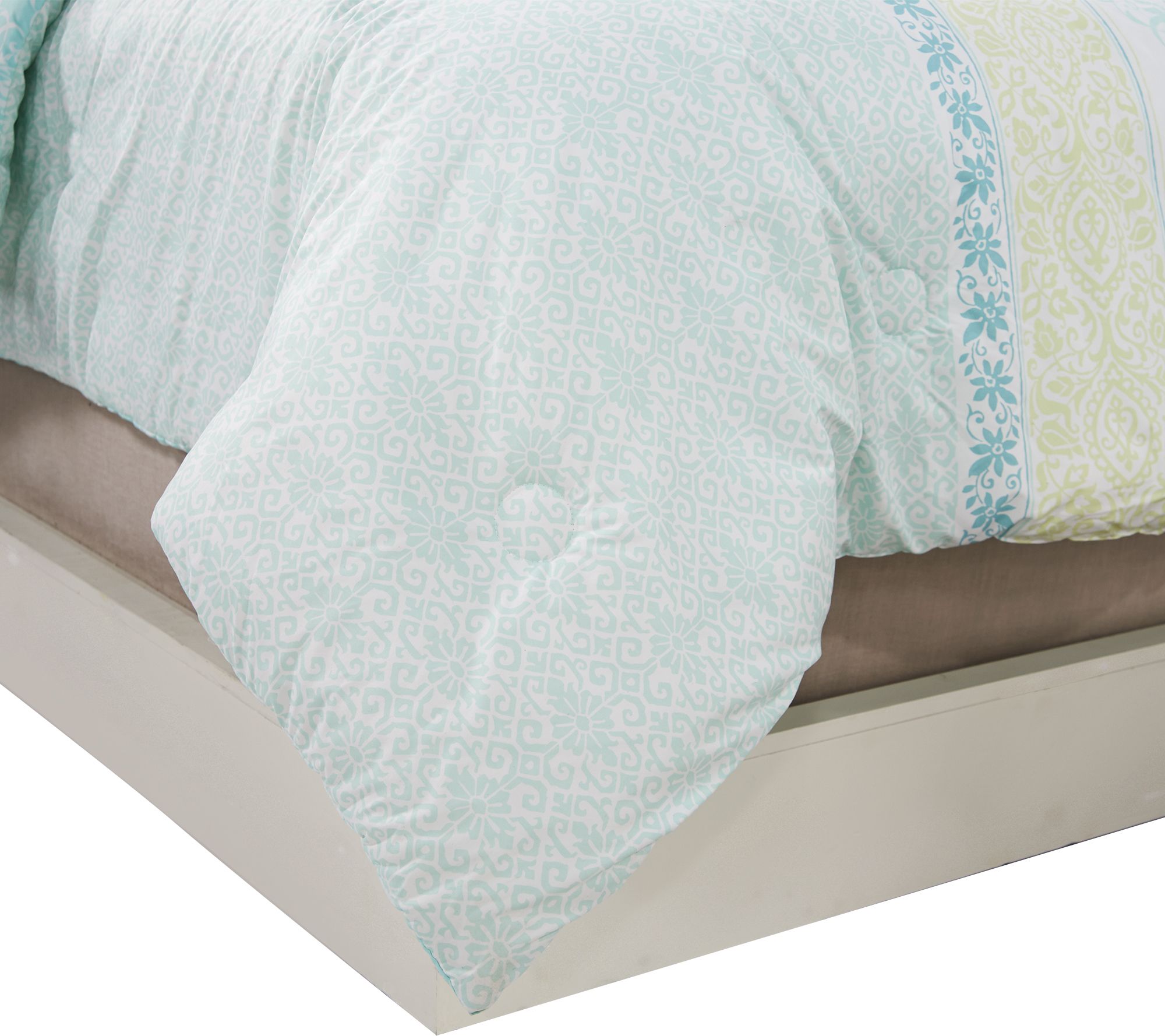 Home Reflections Medallion Comforter Set w Shams & Pillows