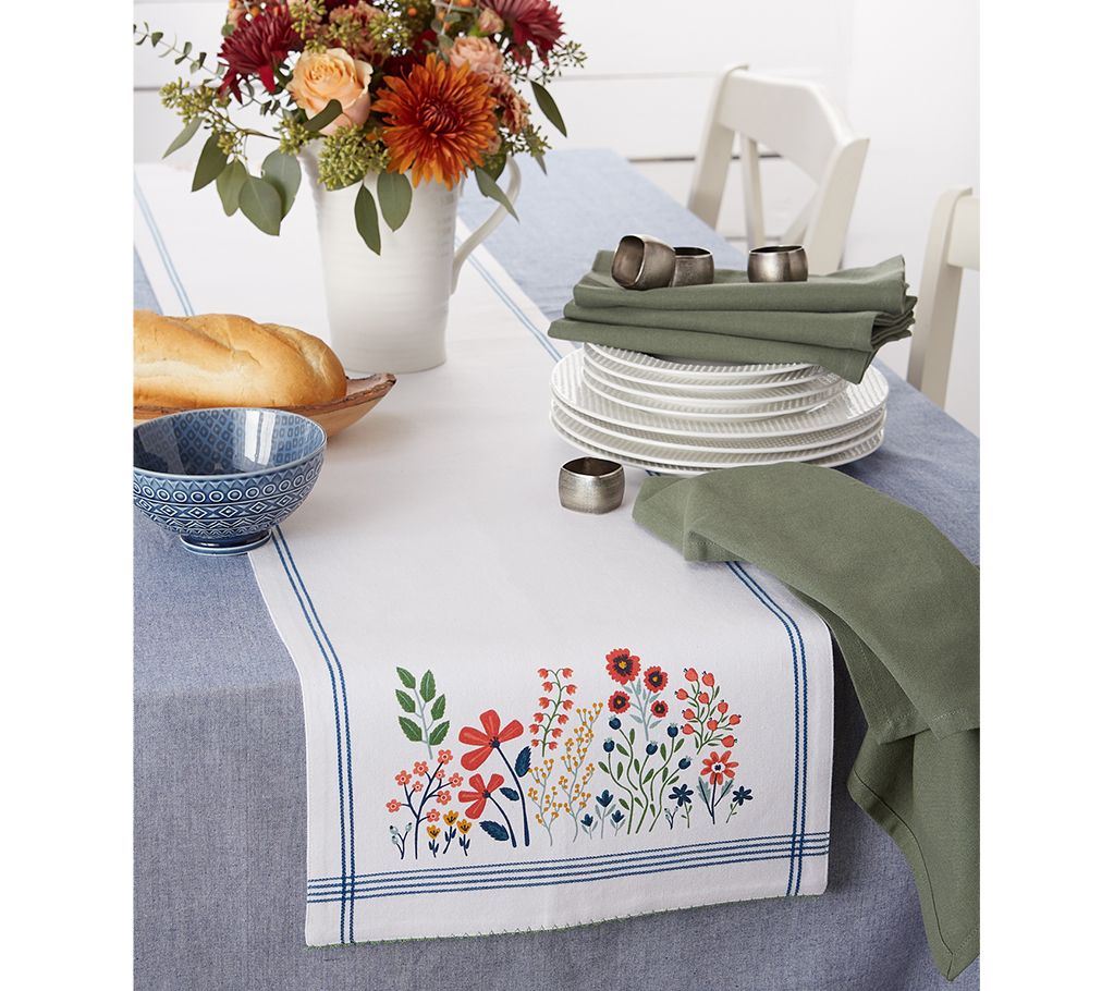 Design Imports Flower Garden Table Runner 14" x108"