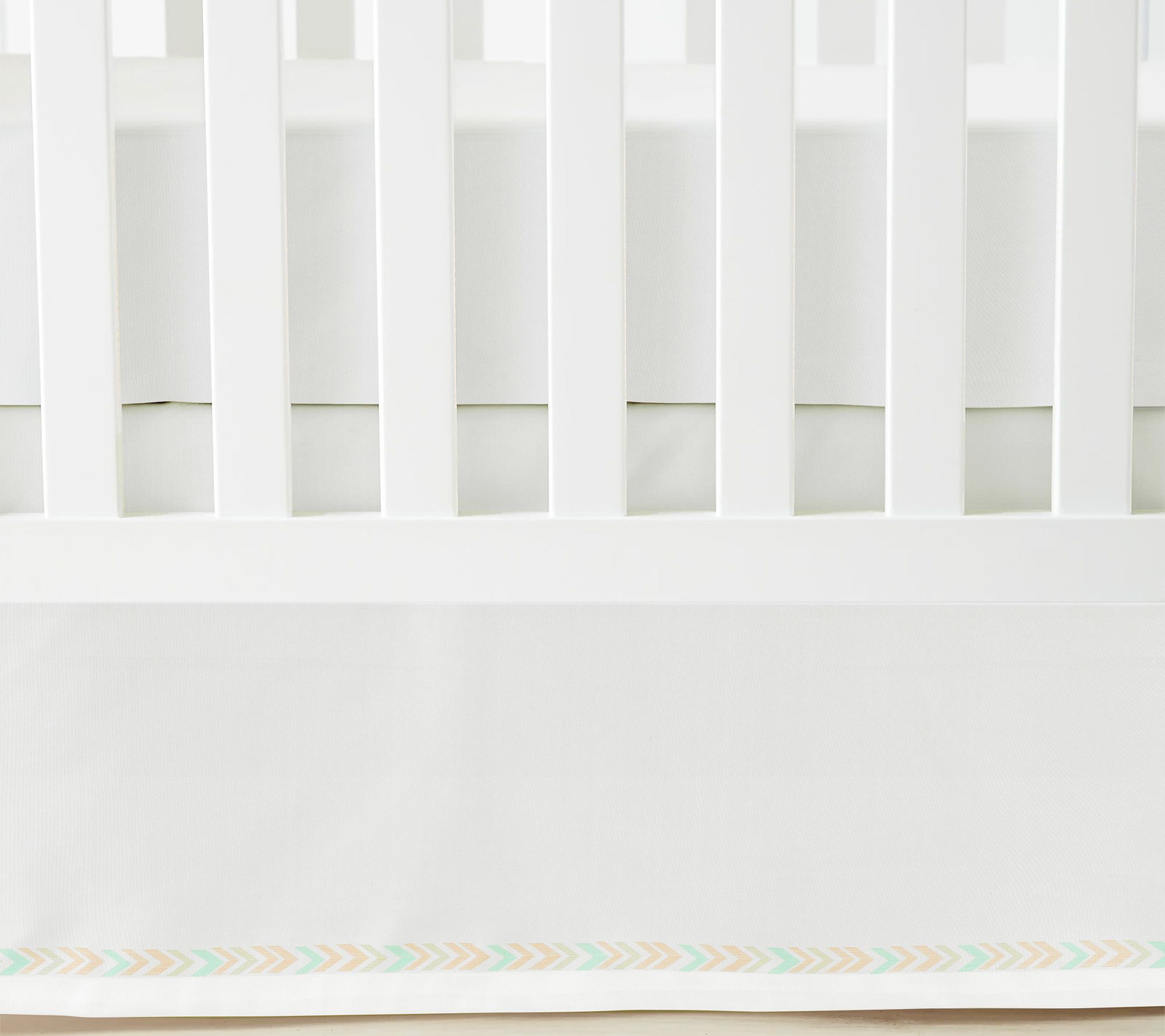 Lush Decor Baby Printed Textured Arrow Multicolored Crib Skir
