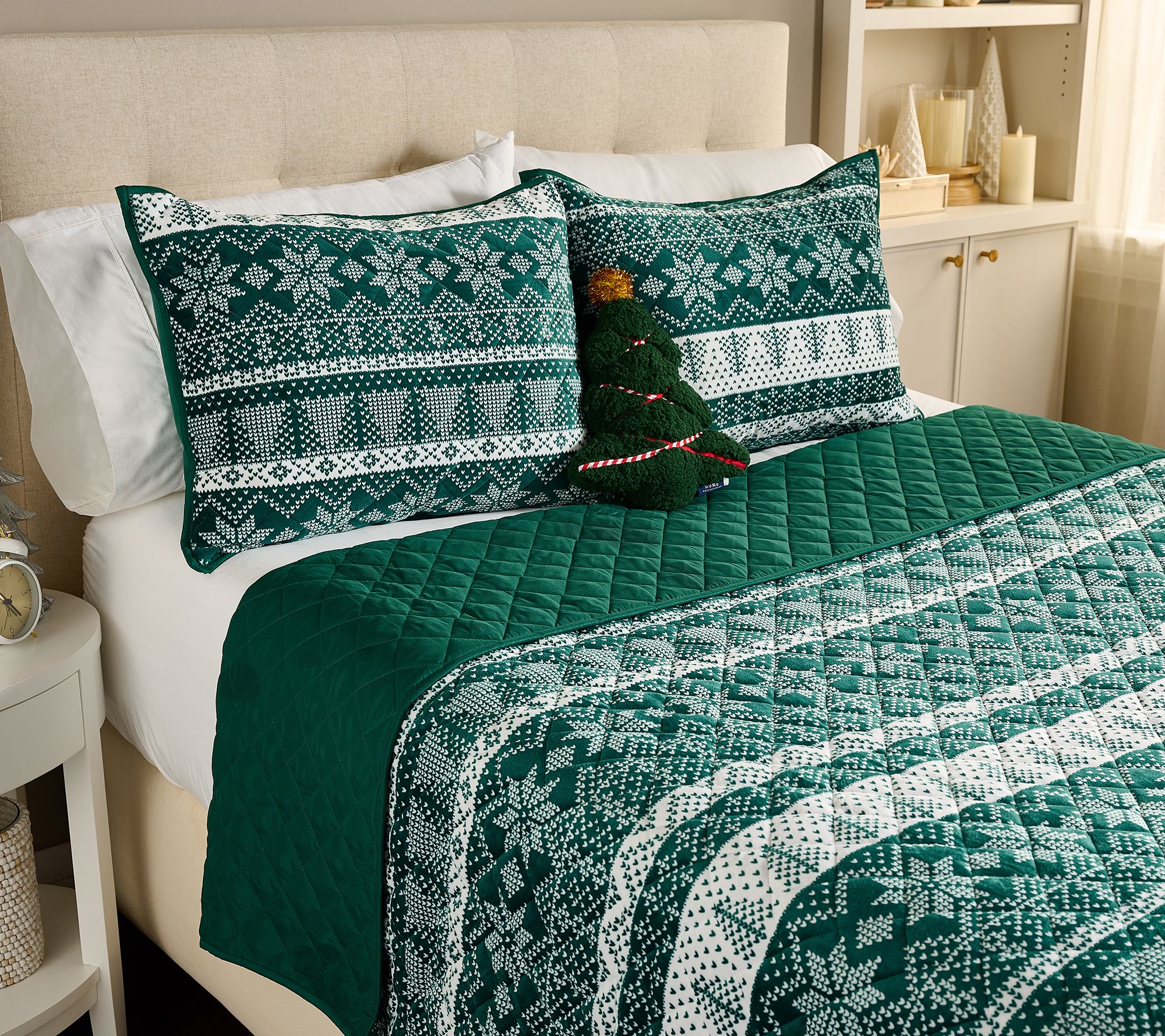 "As Is" Home Reflections Holiday Printed Bed in a Bag- King