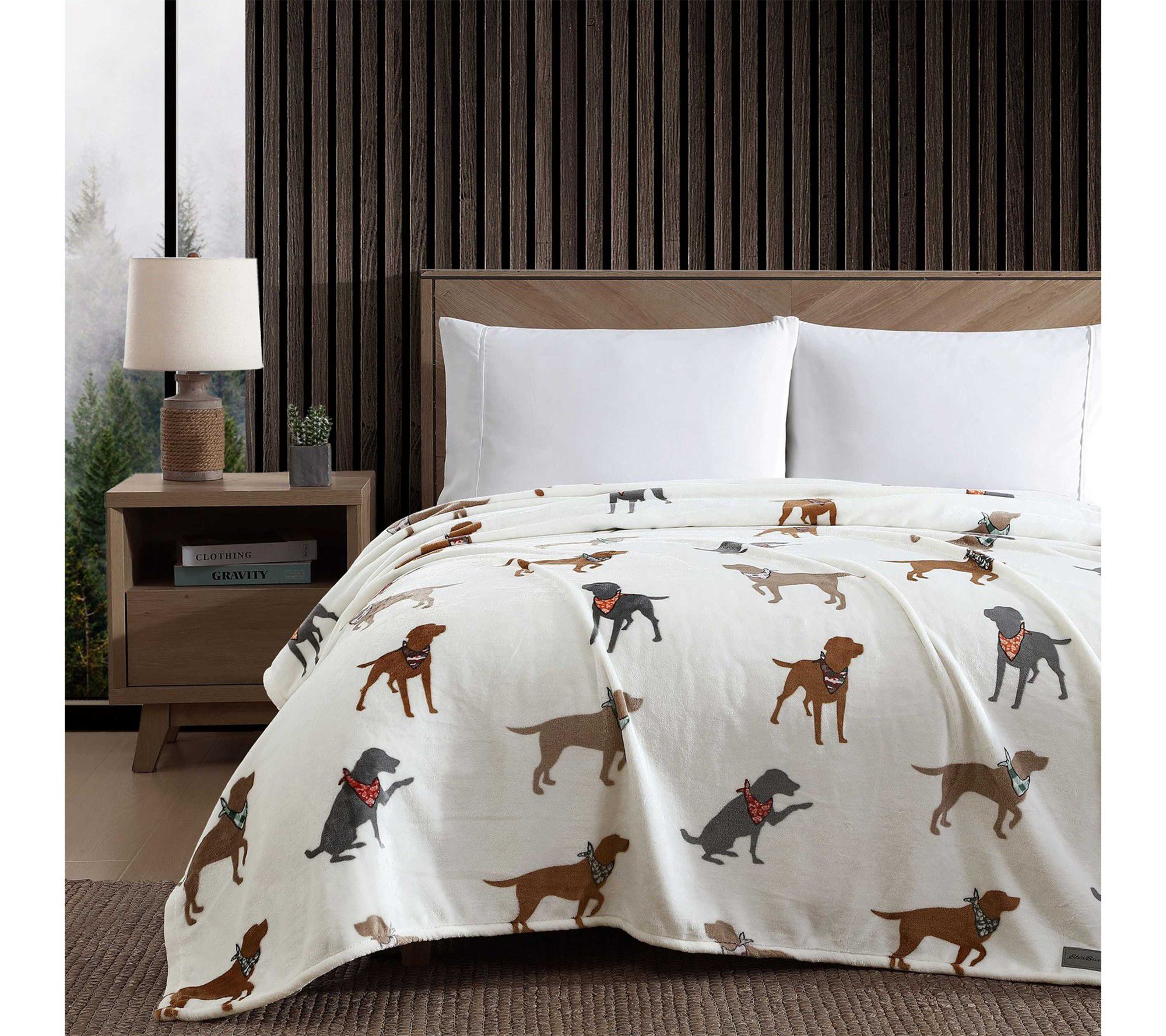 Eddie Bauer Dogs With Scarves Plush Fleece Full/Queen Blanket