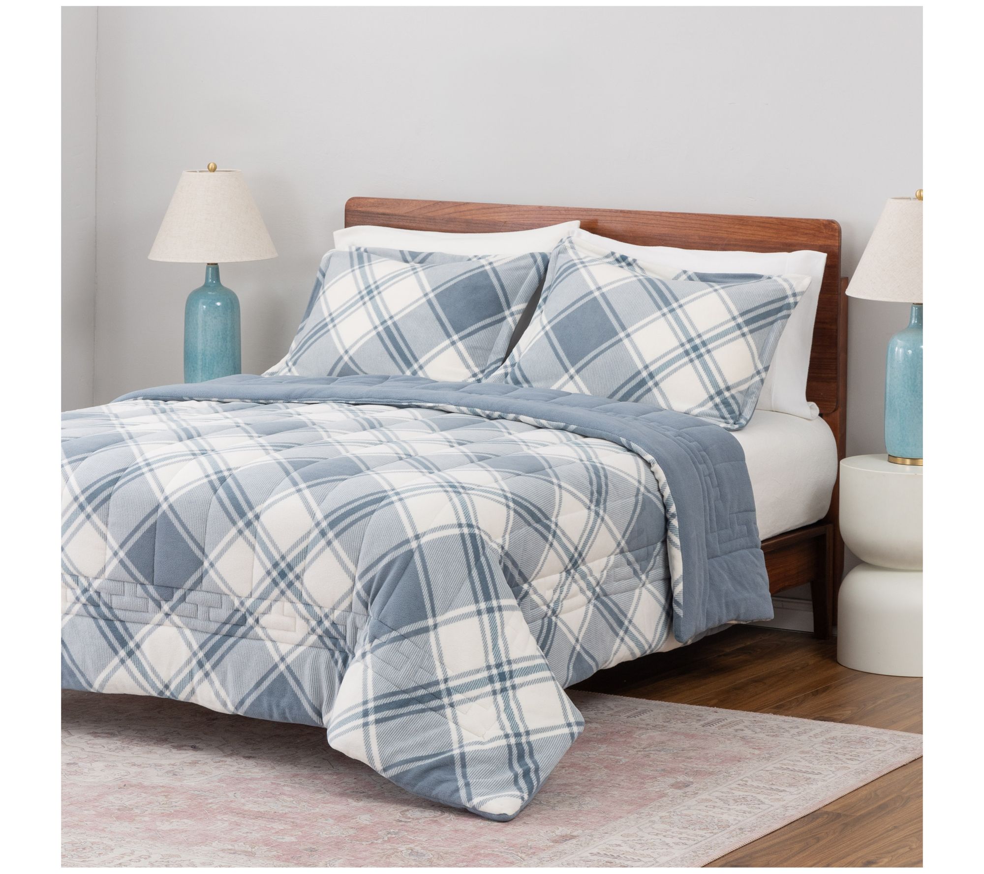 "As Is" Berkshire Polarfleece Diamond Plaid Comforter- Full