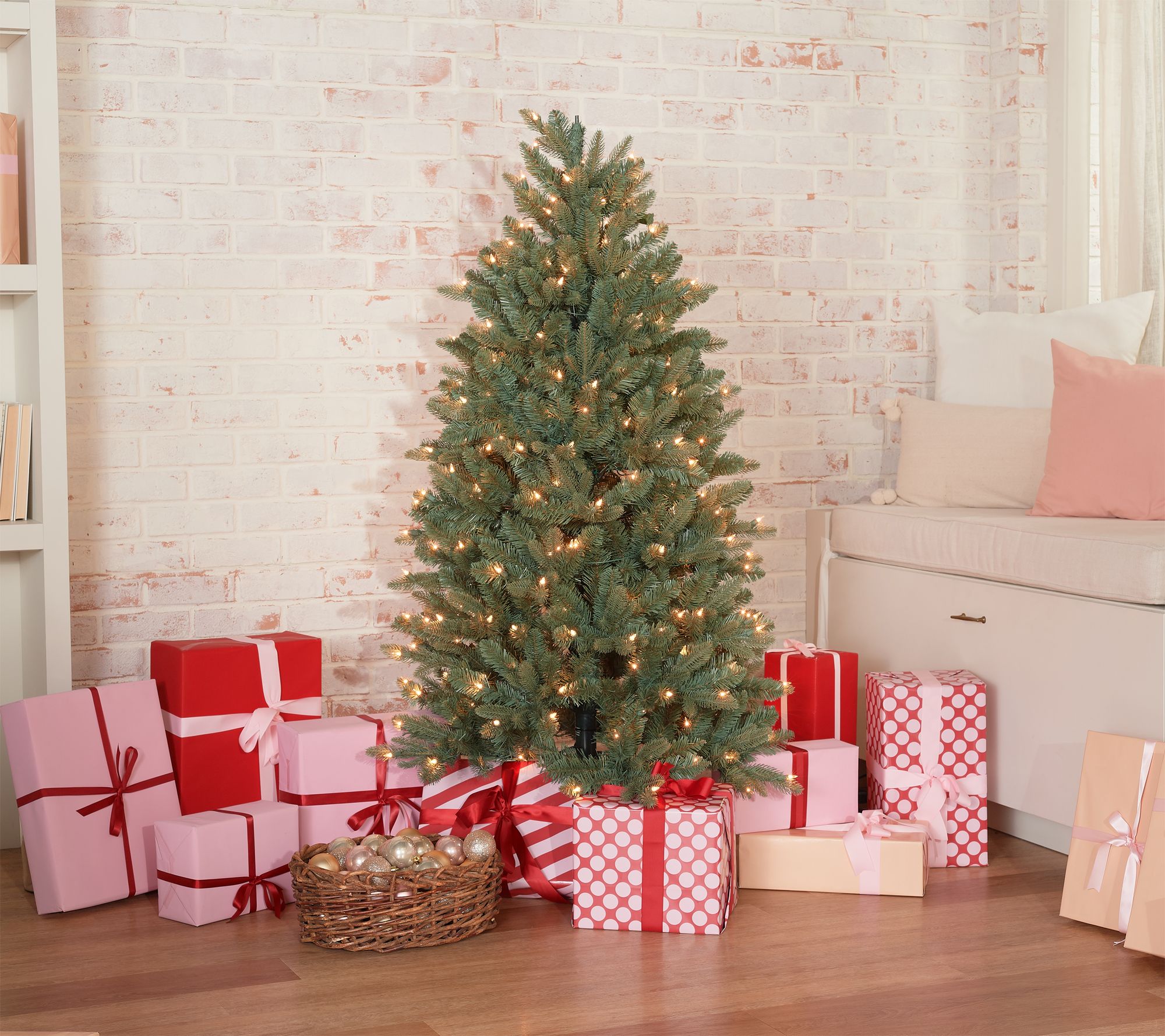 Bethlehem Lights Incandescent Blue Spruce Christmas Tree