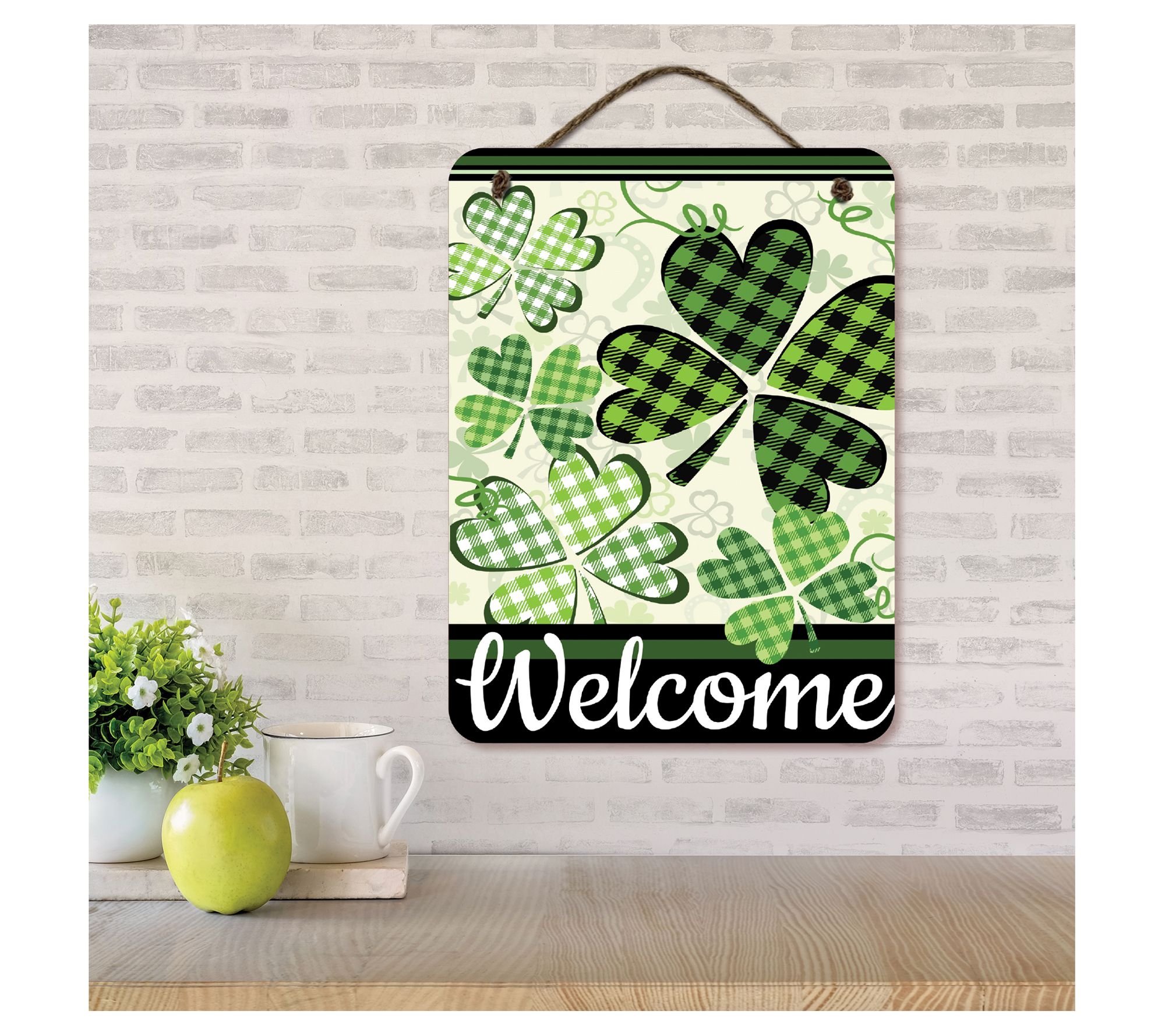 Courtside Market Welcome Clovers 12x16 HangingSign