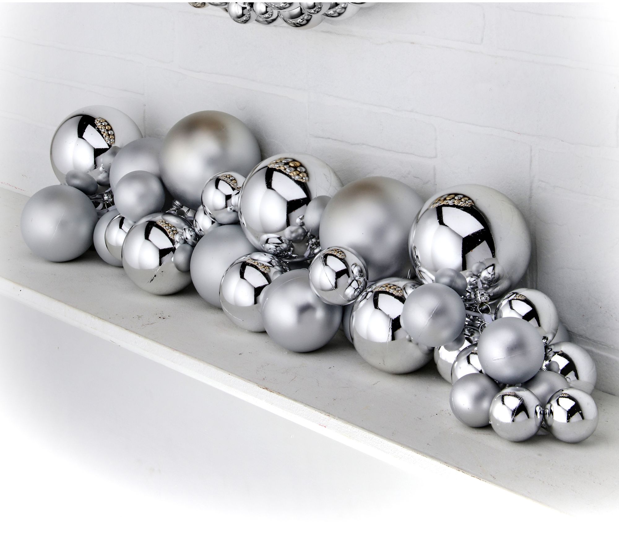 Shatterproof Matt, Shiny Ball Drop 36" by Valerie