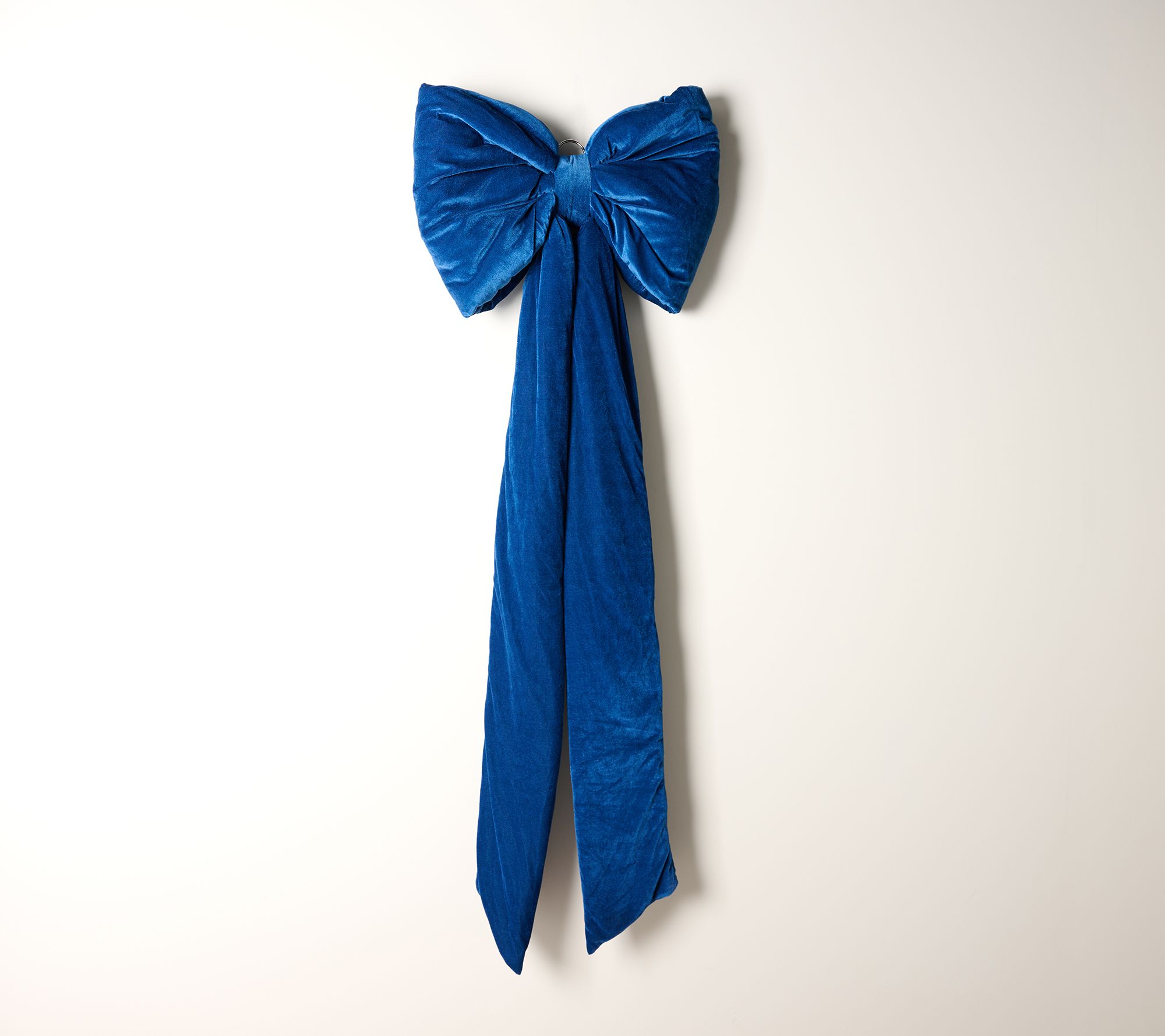 Presley Pierce Oversized Velvet Bow Tree Topper