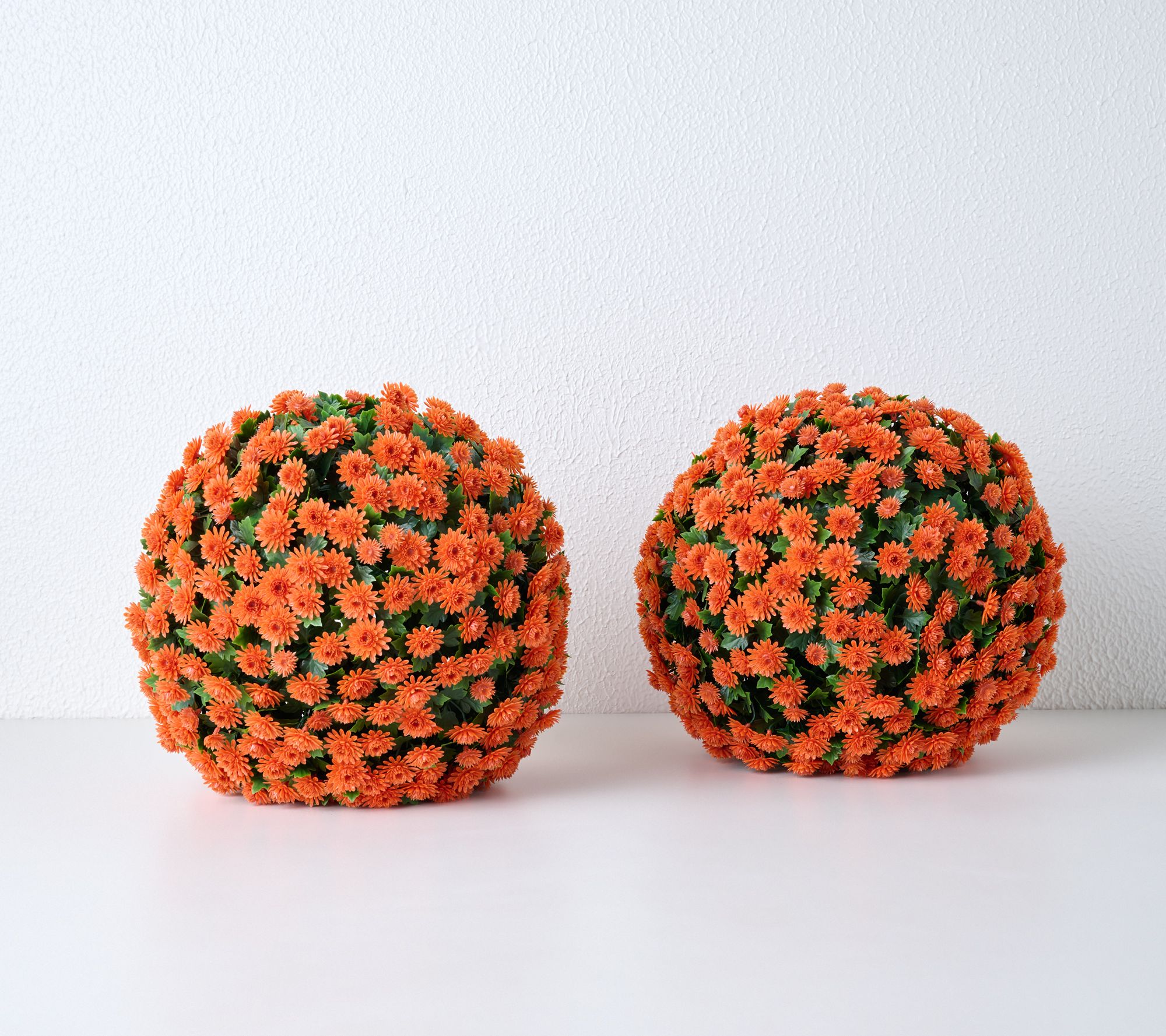 Wicker Park Set of 2 14" Indoor/Outdoor Faux Mum Spheres