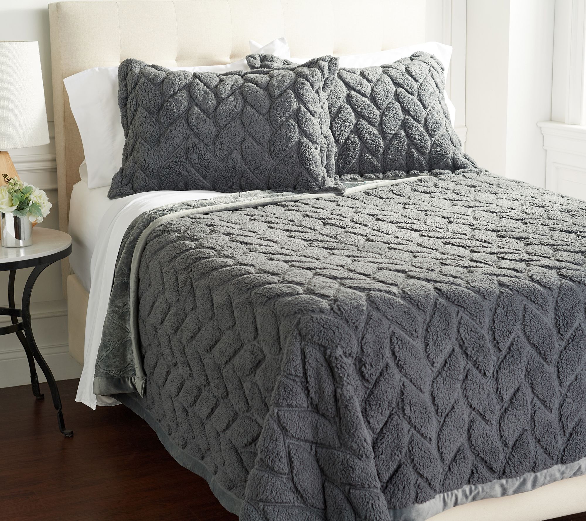 Berkshire cable knit discount sherpa comforter set