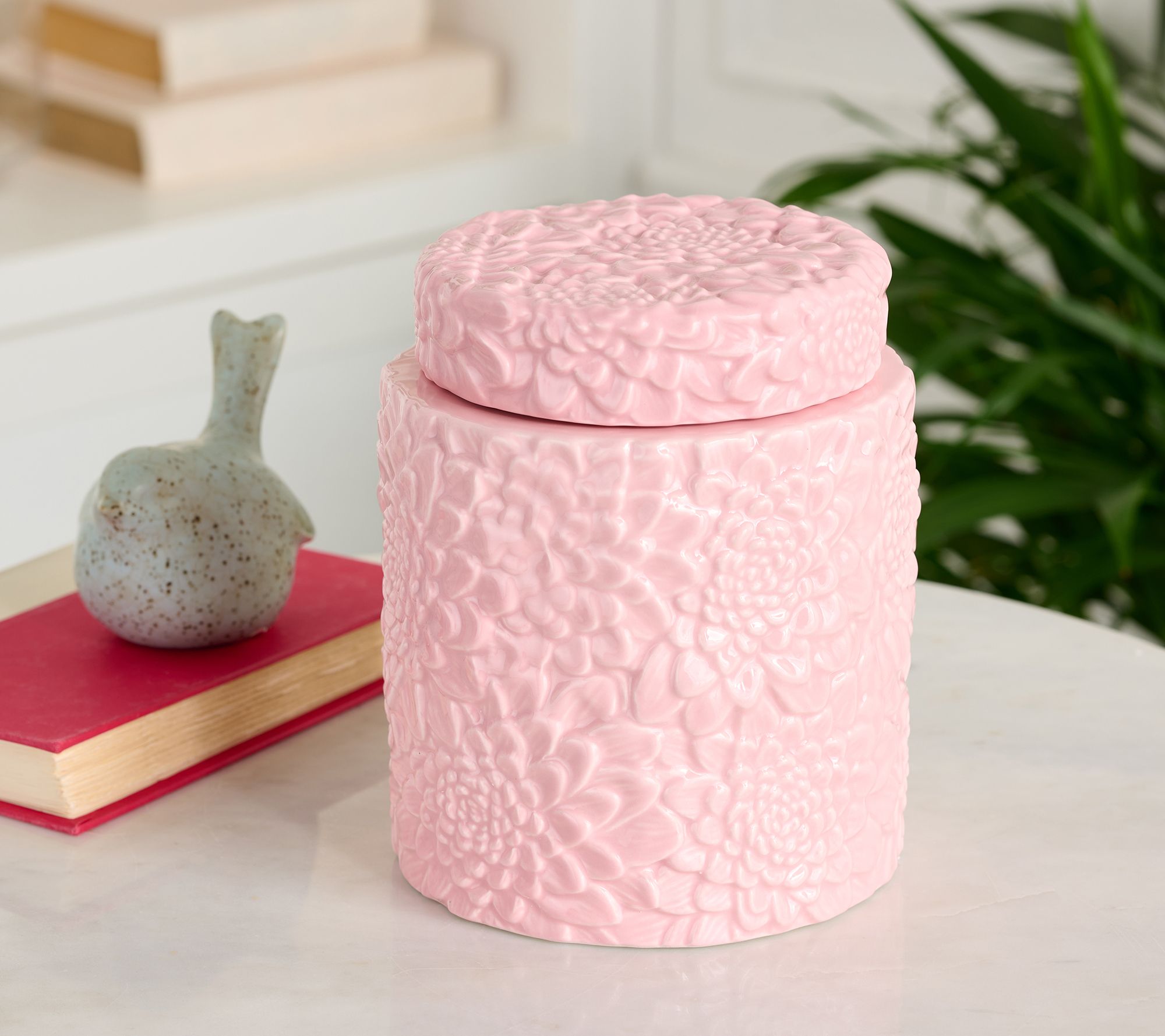 "As Is"HomeWorx by Slatkin & Co 14oz Pink Floral Embossed Ceramic