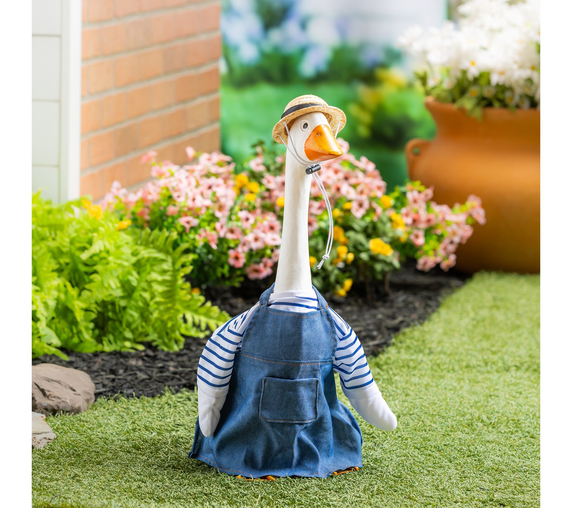 Evergreen Giddy the Porch Goose Outfit