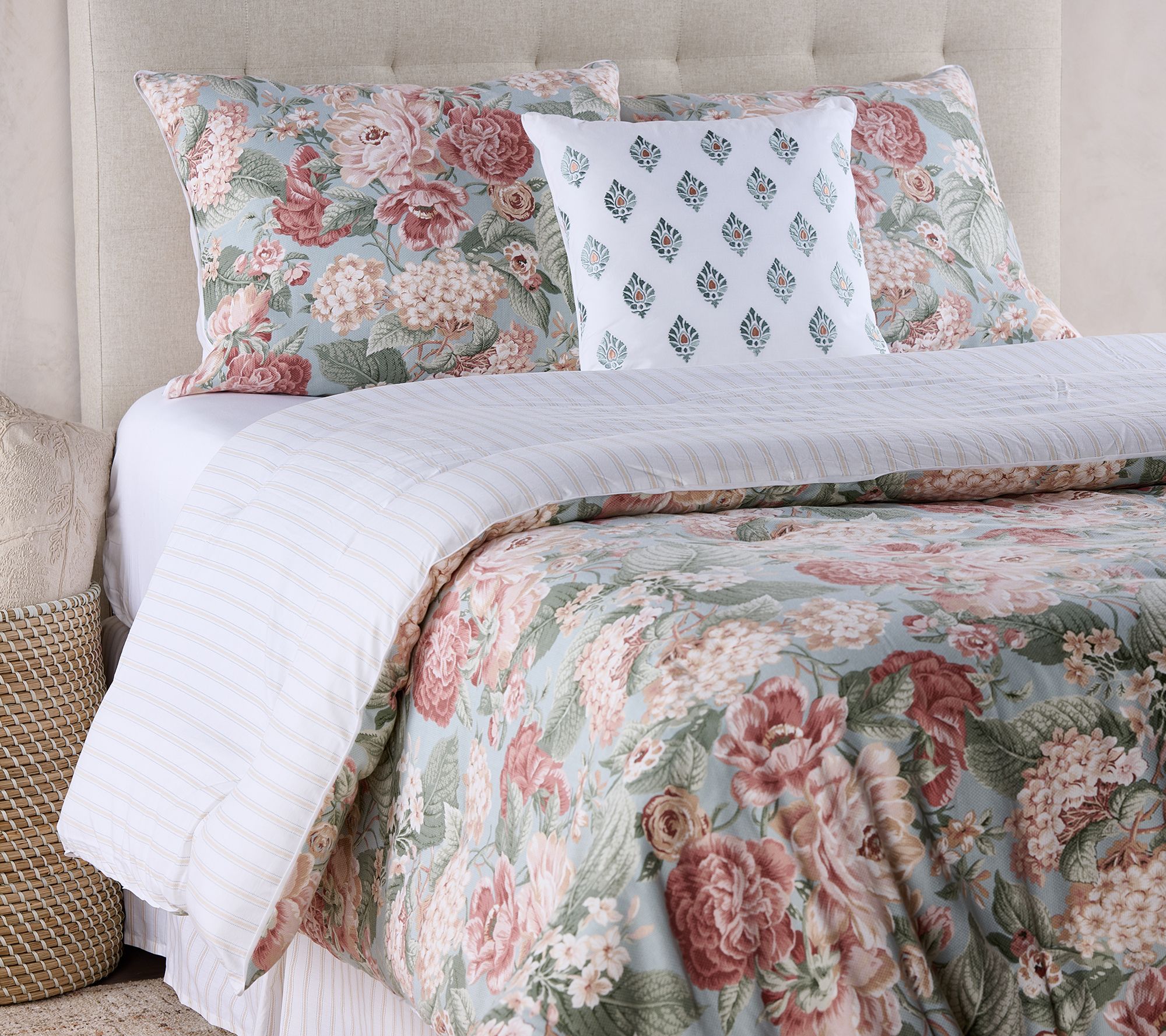 "As Is" Waverly Cotton Floral Comforter & Sham Set with Pillow- Twin