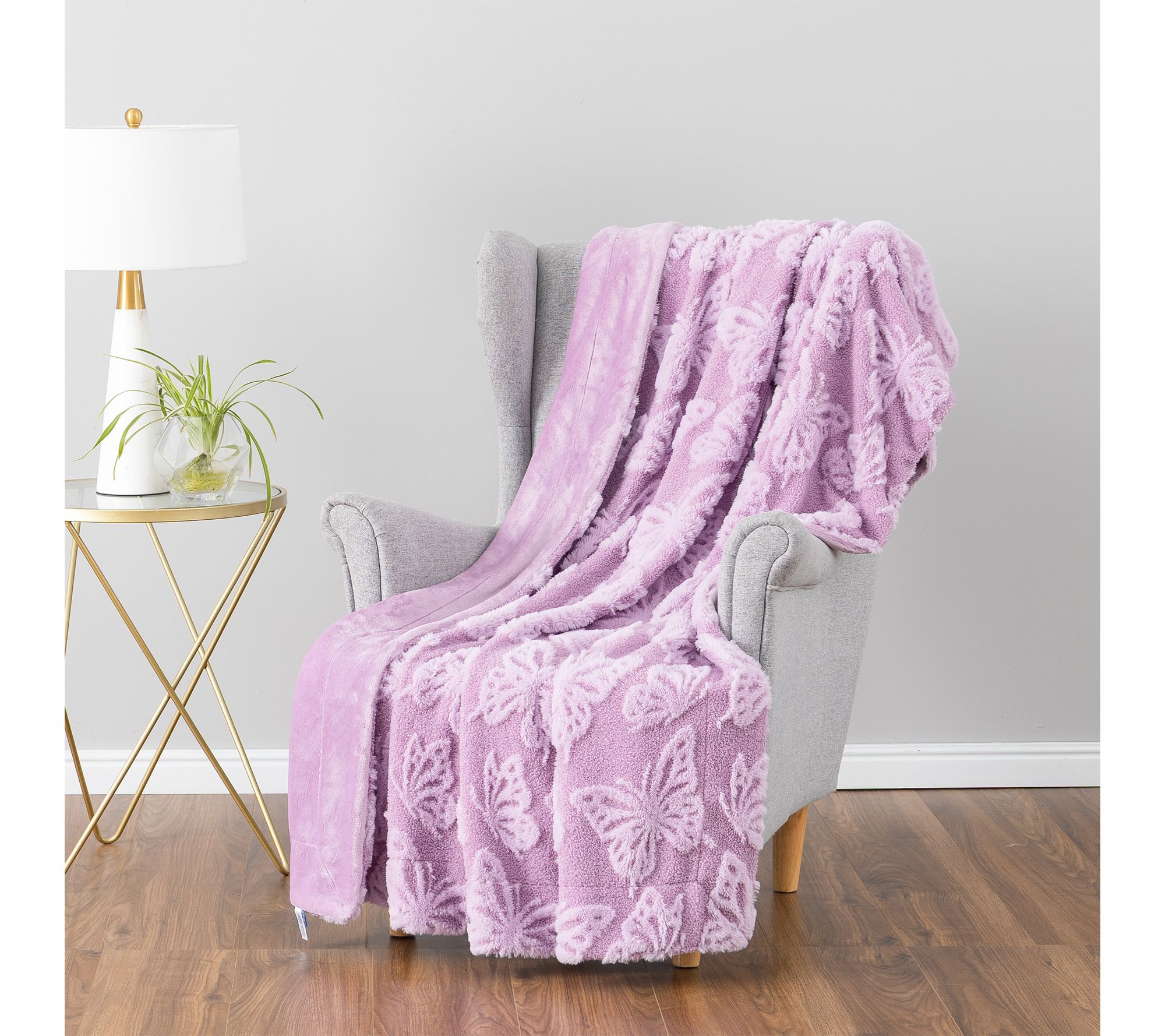 Berkshire Mighty Fur Reverse Velvetsoft Throw