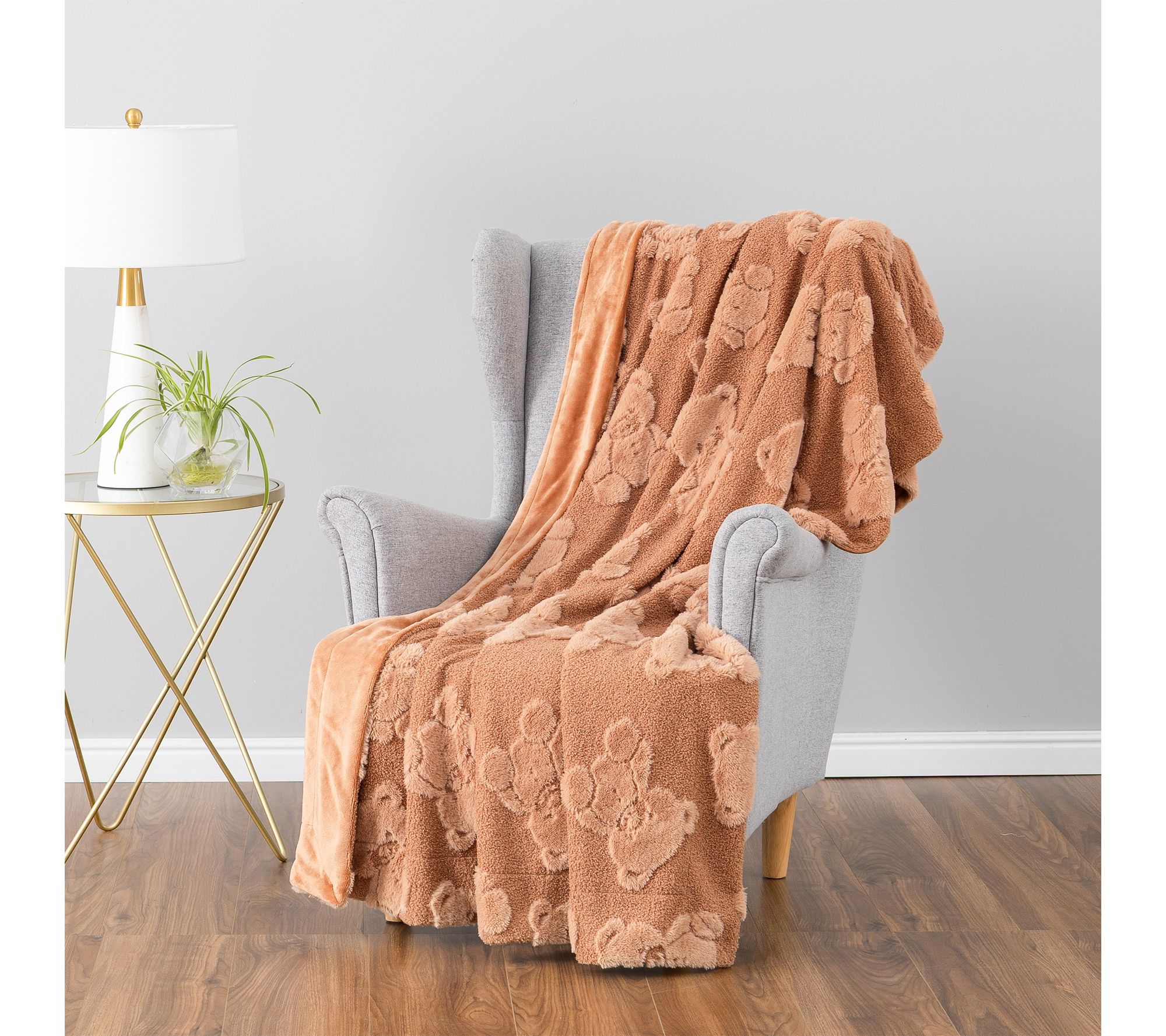 Berkshire Mighty Fur Reverse Velvetsoft Throw