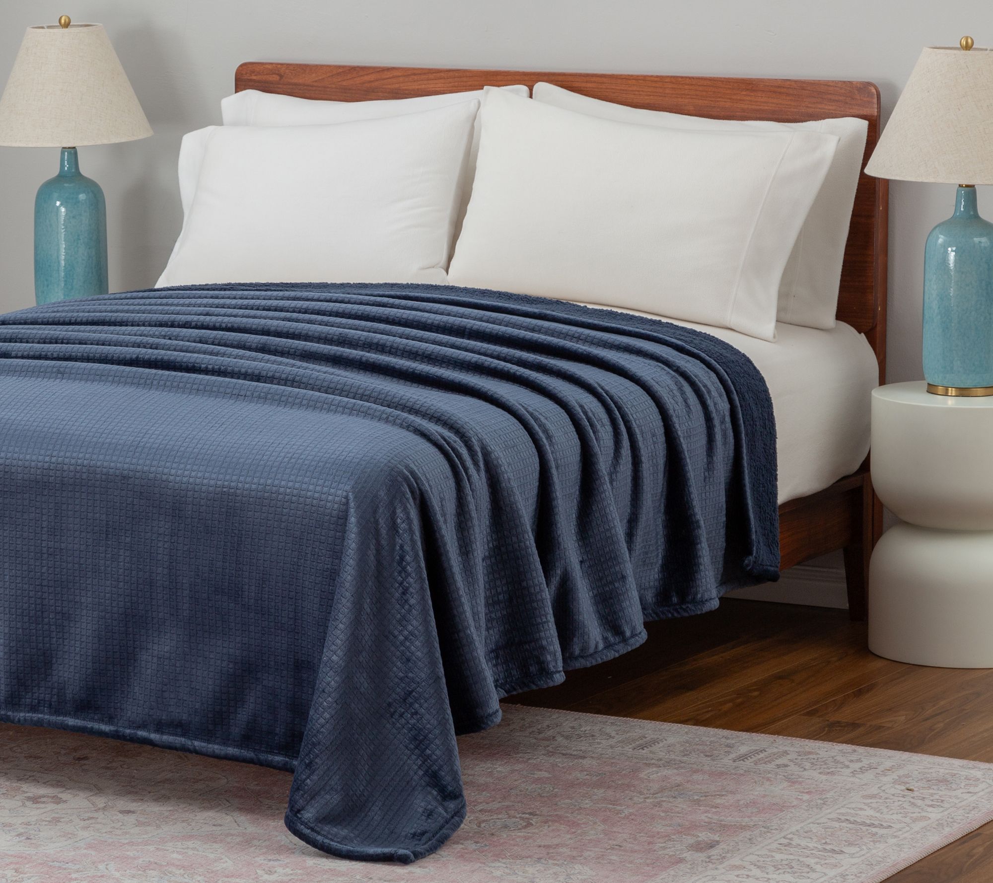 Berkshire outlet Sherpa King Blanket