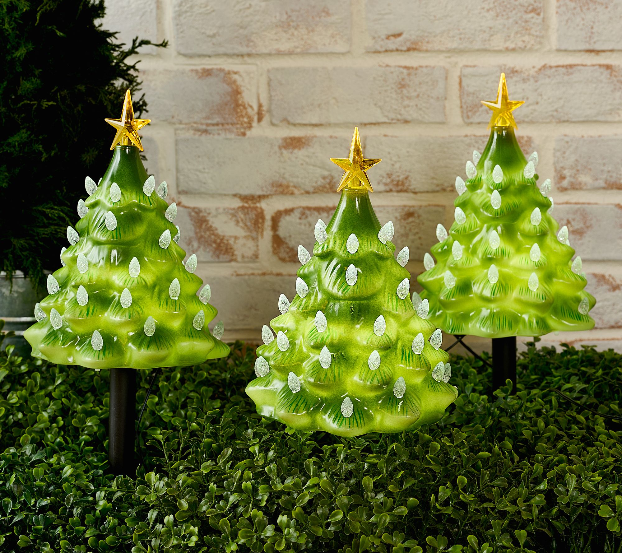 "As Is" Mr. Christmas S/3 Illuminated Trees with Pathway Stakes