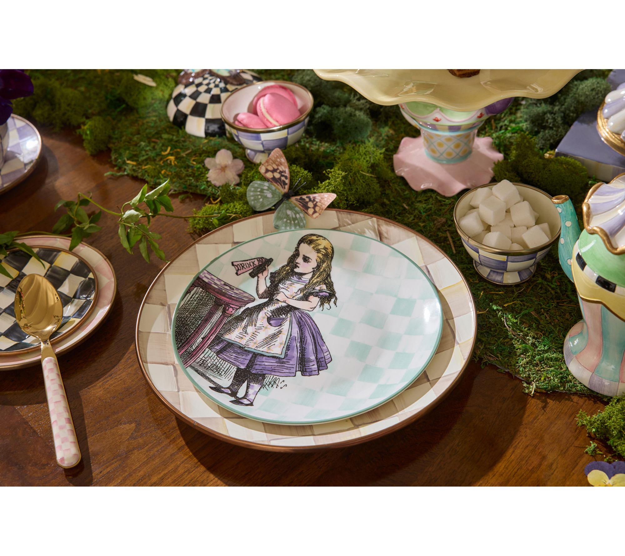 MacKenzie- Childs Alice in Wonderland Set of 4 Plates - QVC.com