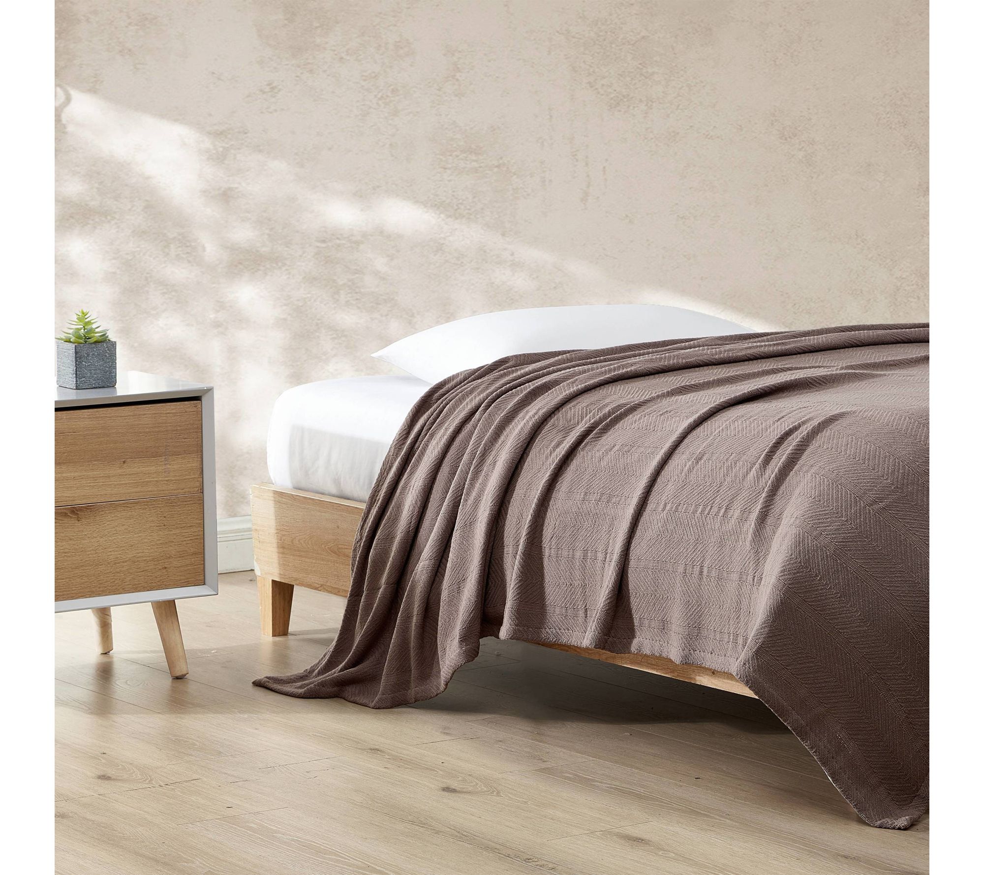 Eddie Bauer Herringbone Brown Cotton King Blanket