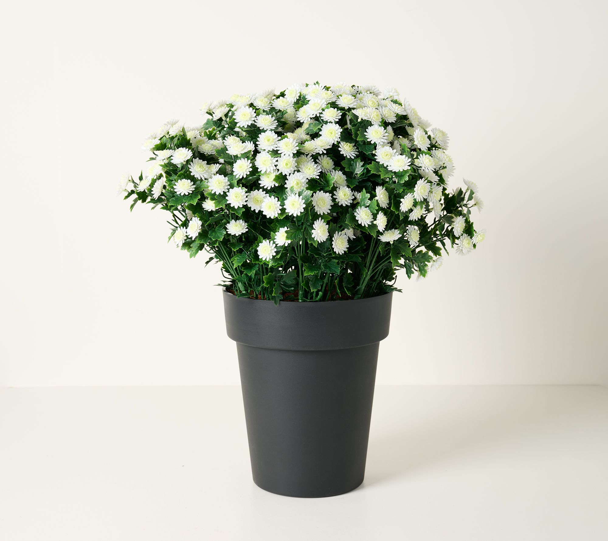Wicker Park 24" Indoor/Outdoor Jumbo Potted Faux Mums