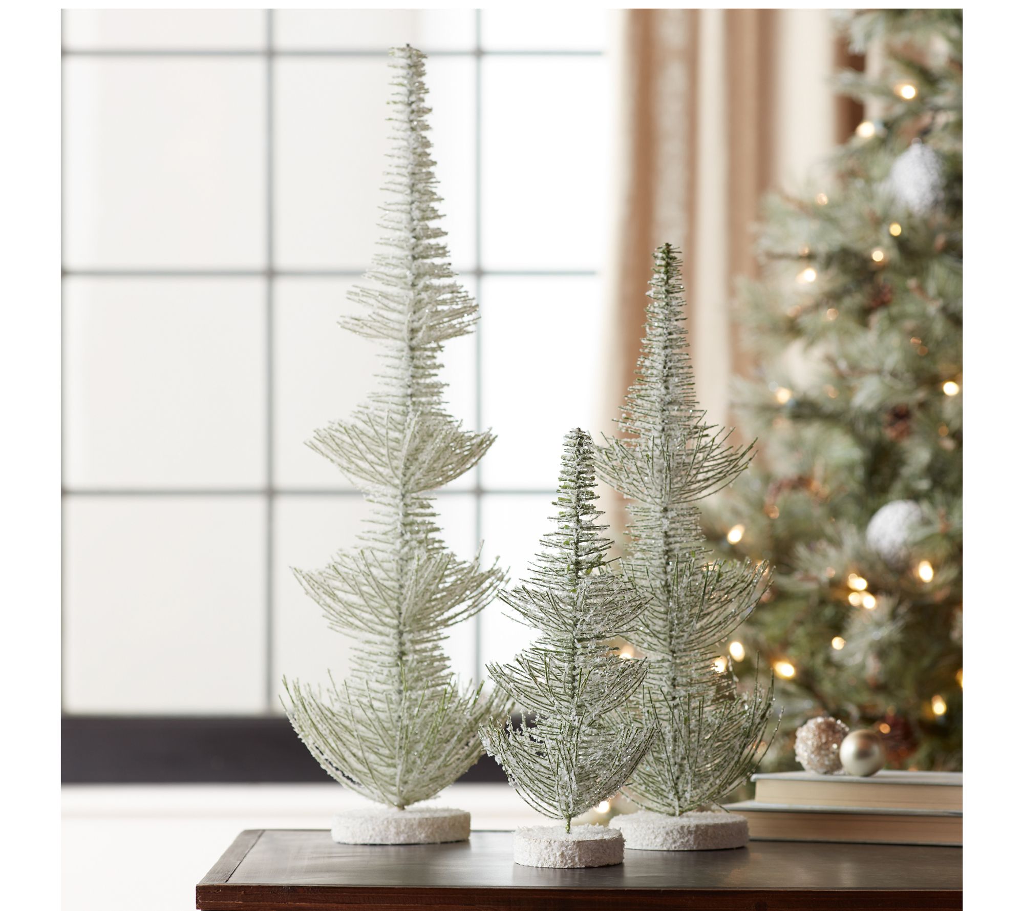 Tiny Set Bottle Brush Trees Set of 6 Miniature Frosted Evergreen Sisal  Trees Vintage Style Christmas Trees 