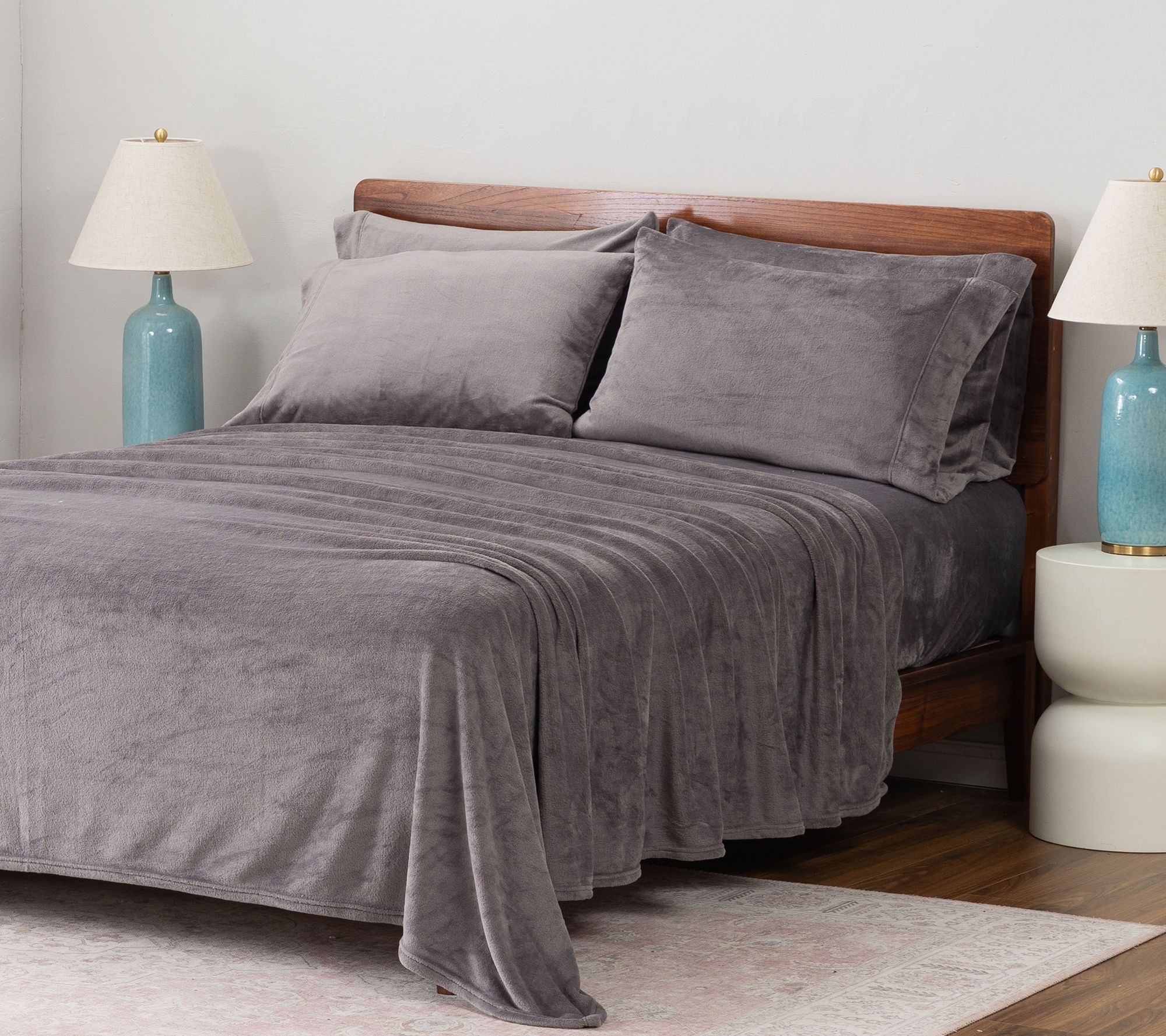 "As Is" Berkshire Velvetsoft Sheet Set with Extra Cases