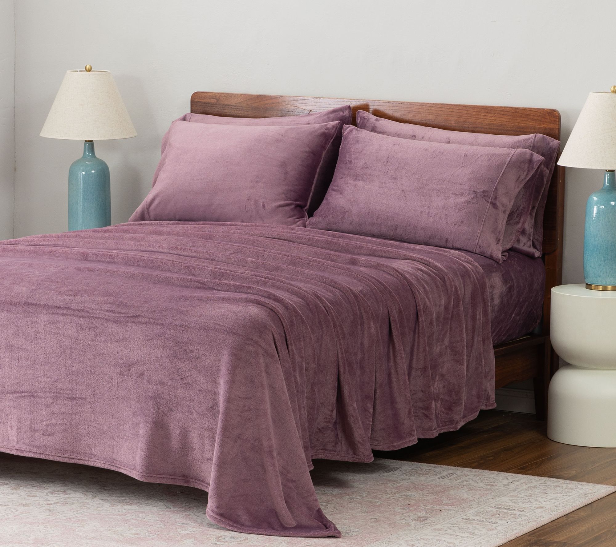 "As Is" Berkshire Velvetsoft Sheet Set with Extra Cases