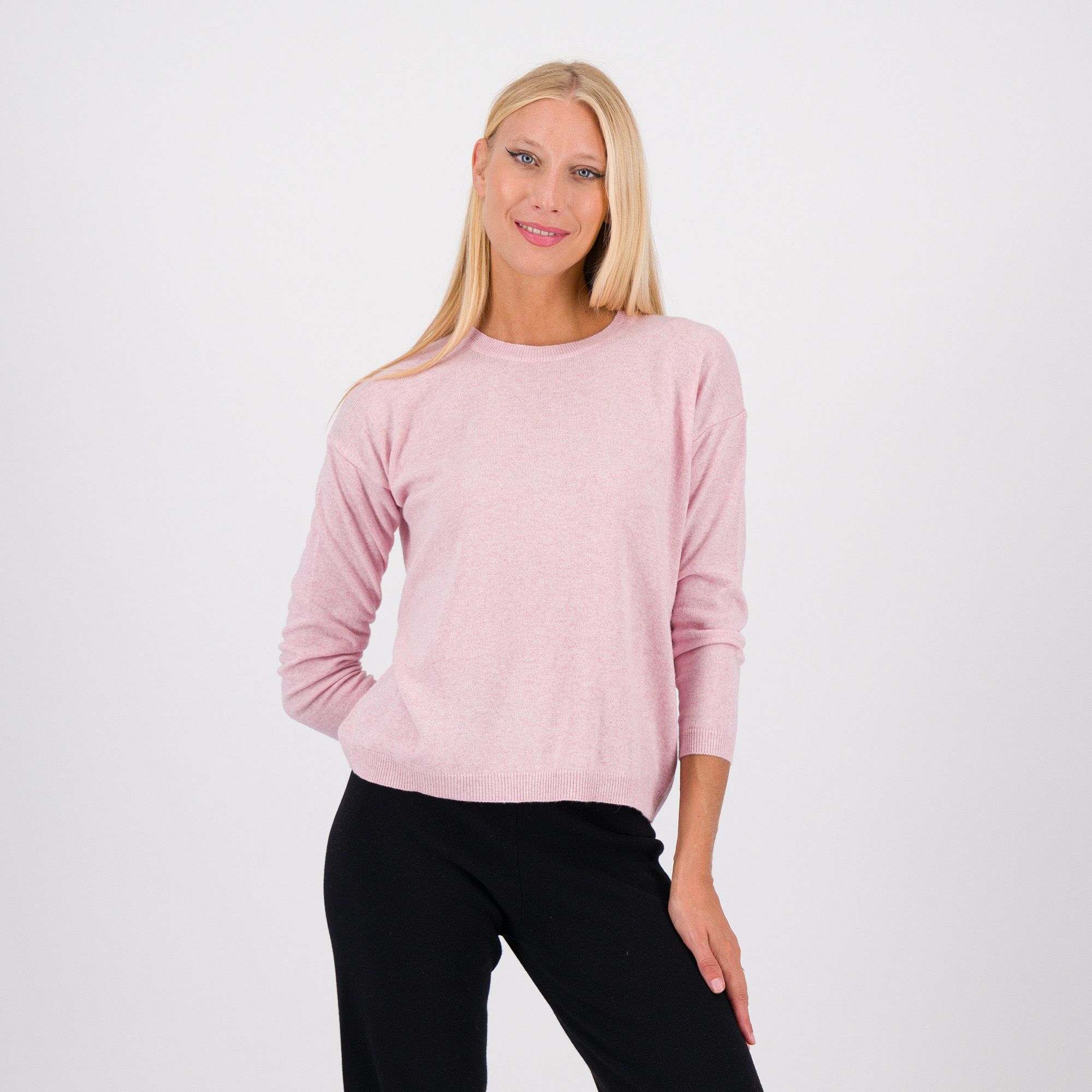 Image of Hekla & Co Maglia girocollo in filato con cotone e cashmere061