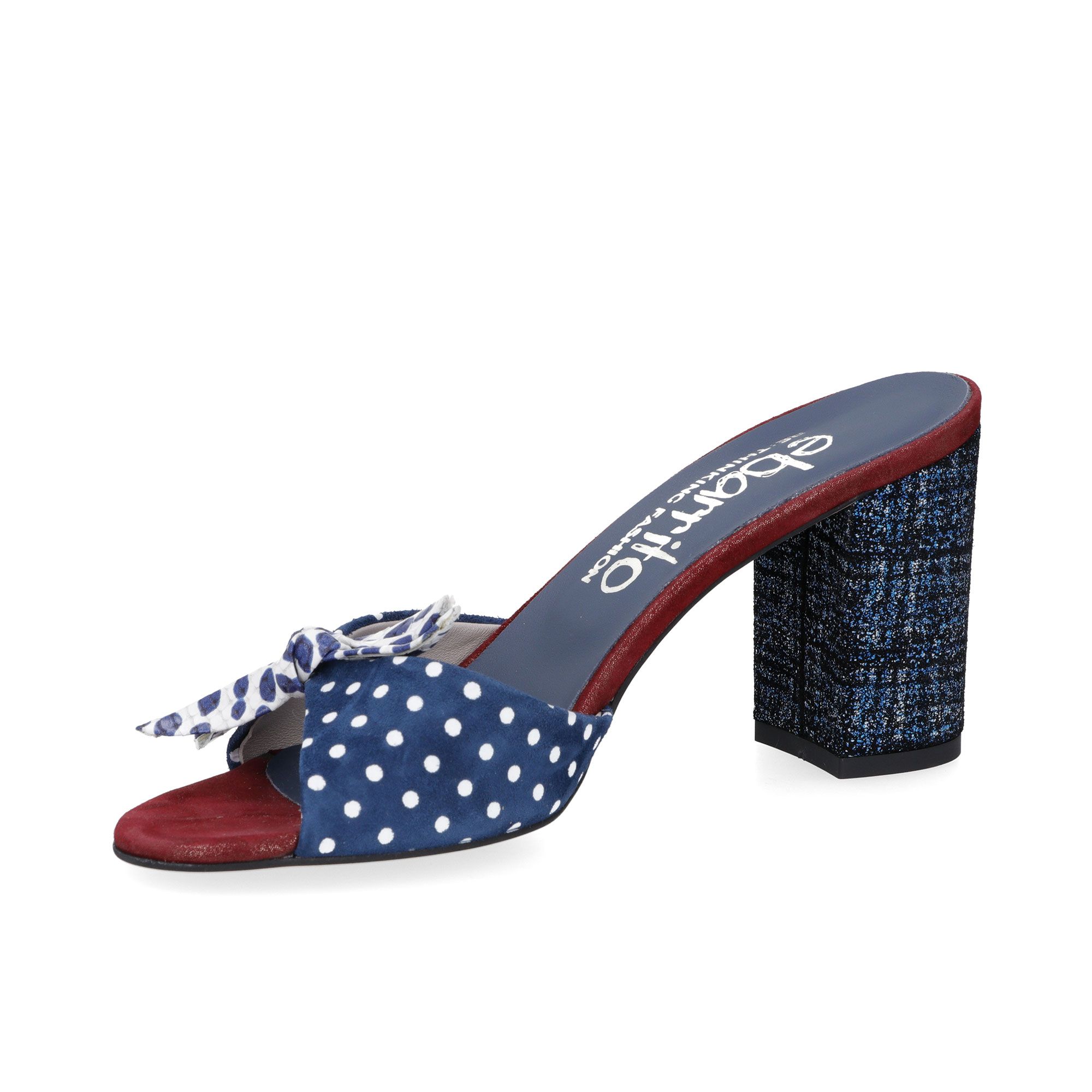 Ebarrito
Sandali in pelle
patcwork con fiocco
e tacco 9,5 cm