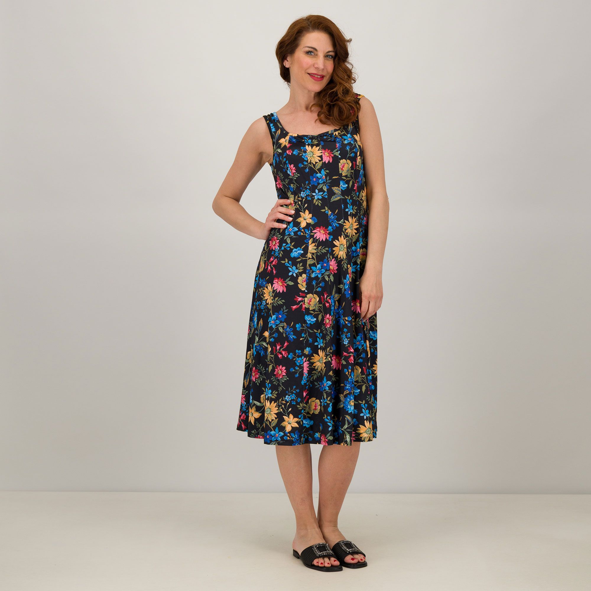 Nina Leonard Abito smanicato in jersey fantasia con linea svasata