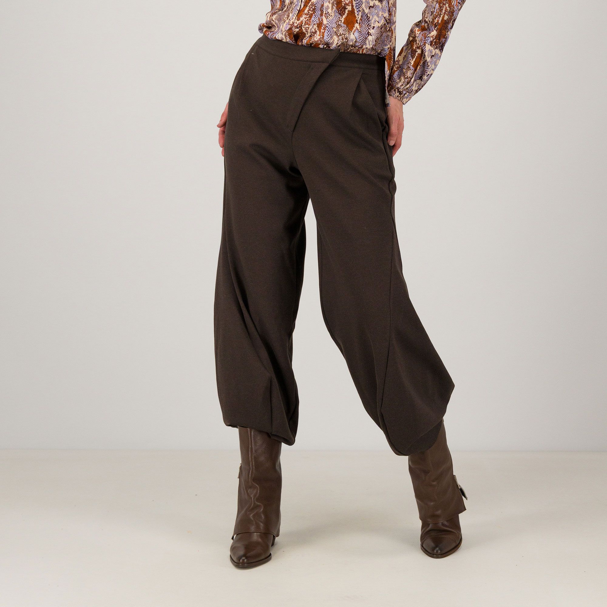 M’ama
Pantaloni alla
caviglia con
elastico