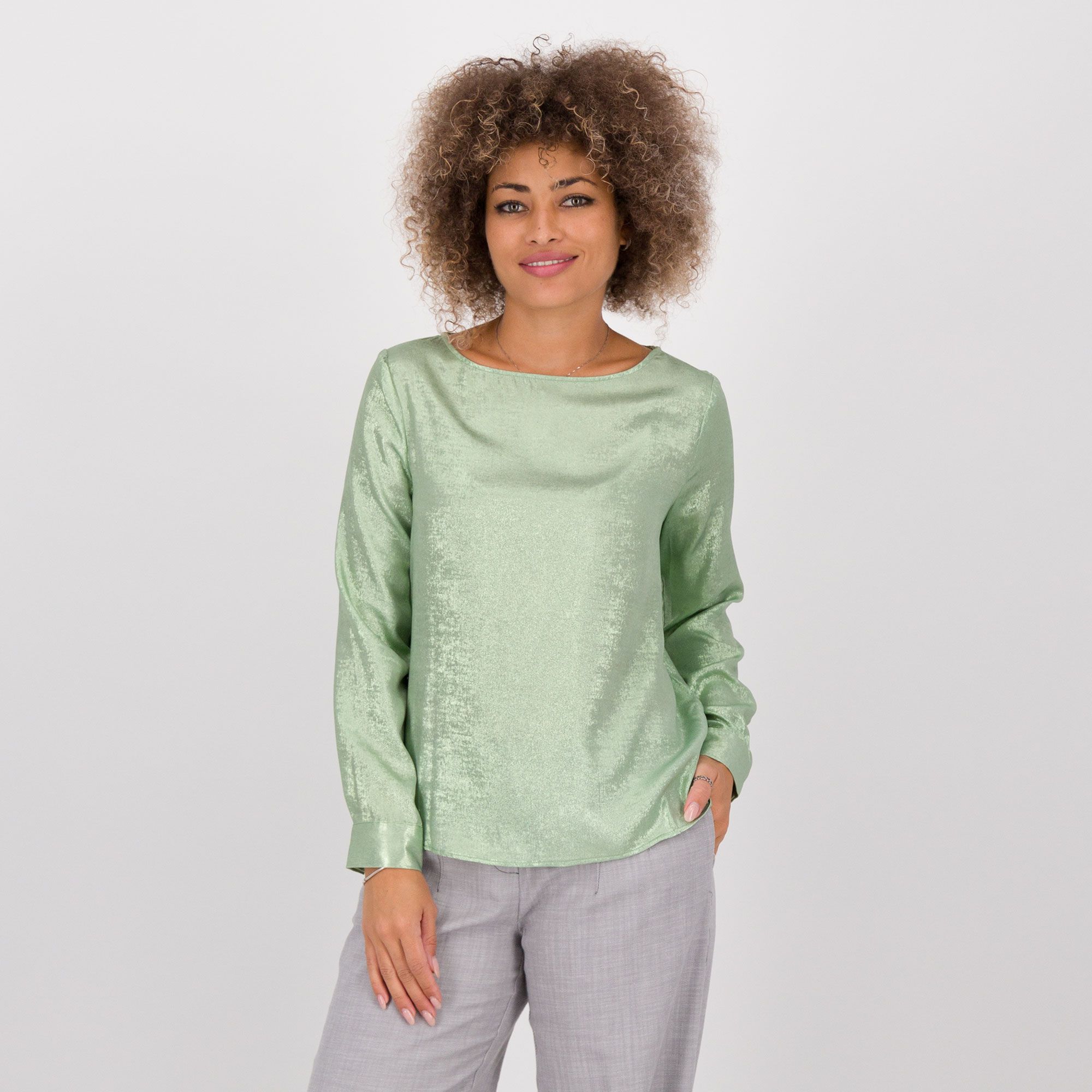 Image of EXTESA Blusa in georgette lamé con scollo tondo e maniche lunghe061