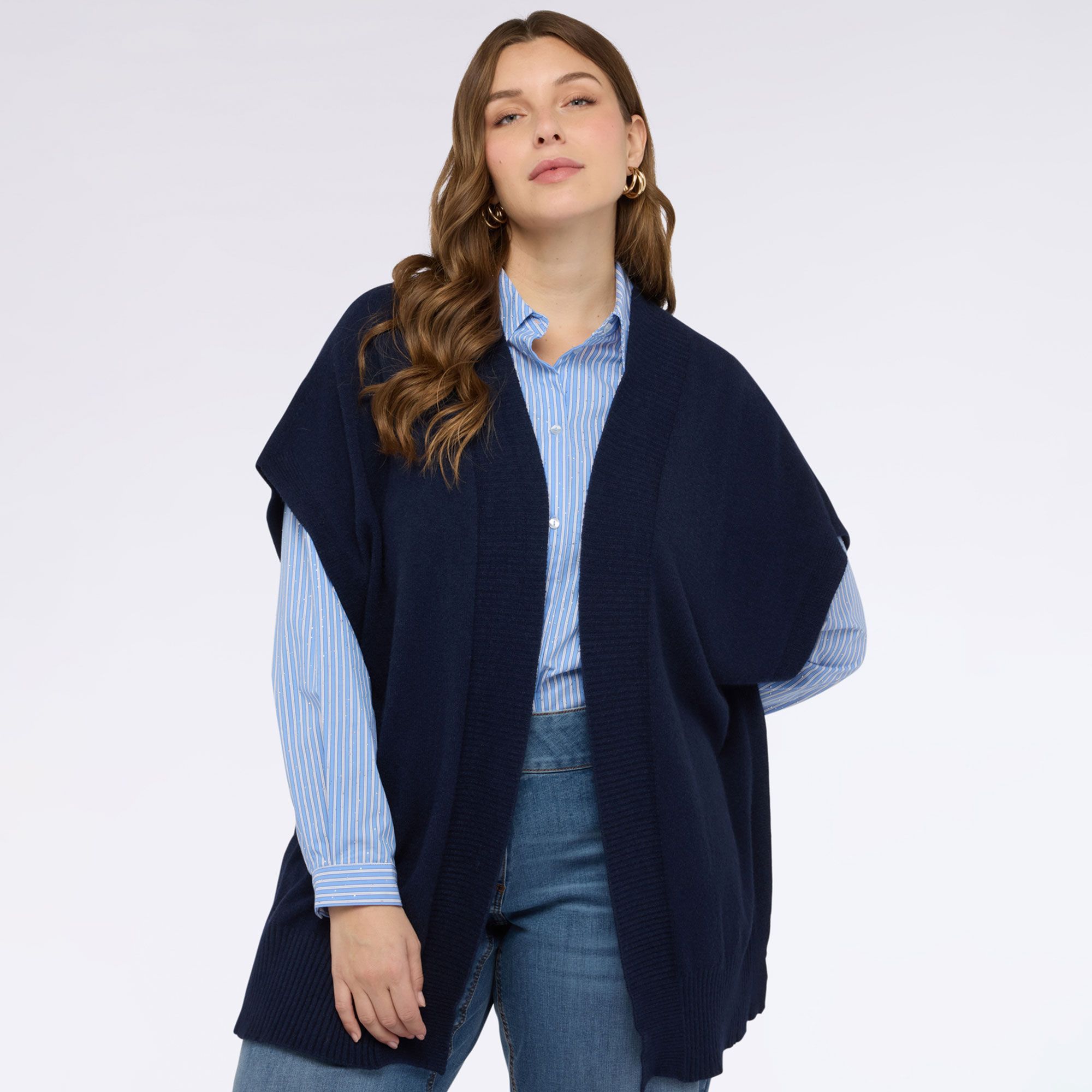 Fiorella Rubino
Cardigan aperto
in maglia
a manica corta