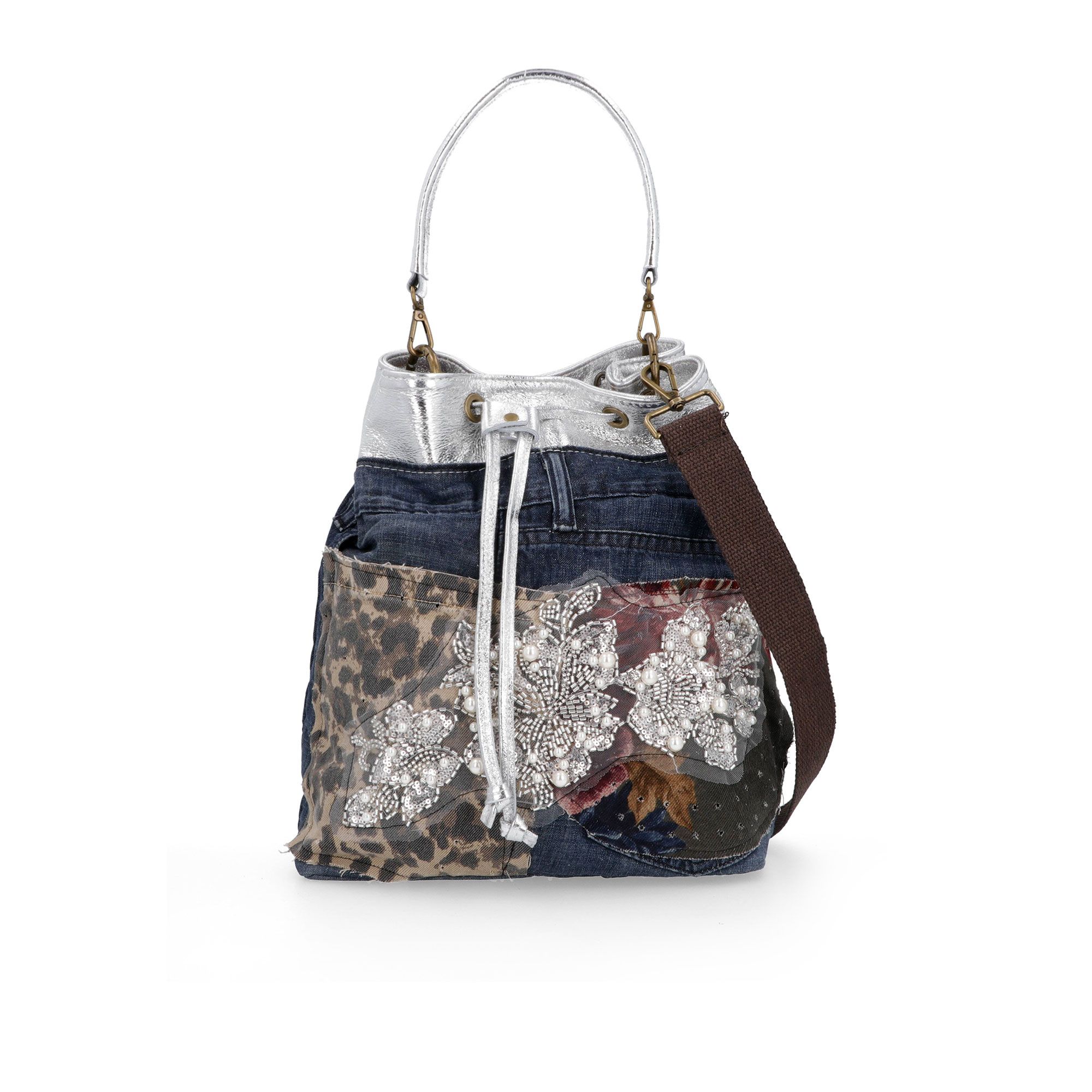 Stefano Ghilardi
Borsa secchiello
in jean con tessuti
e ricami con perline