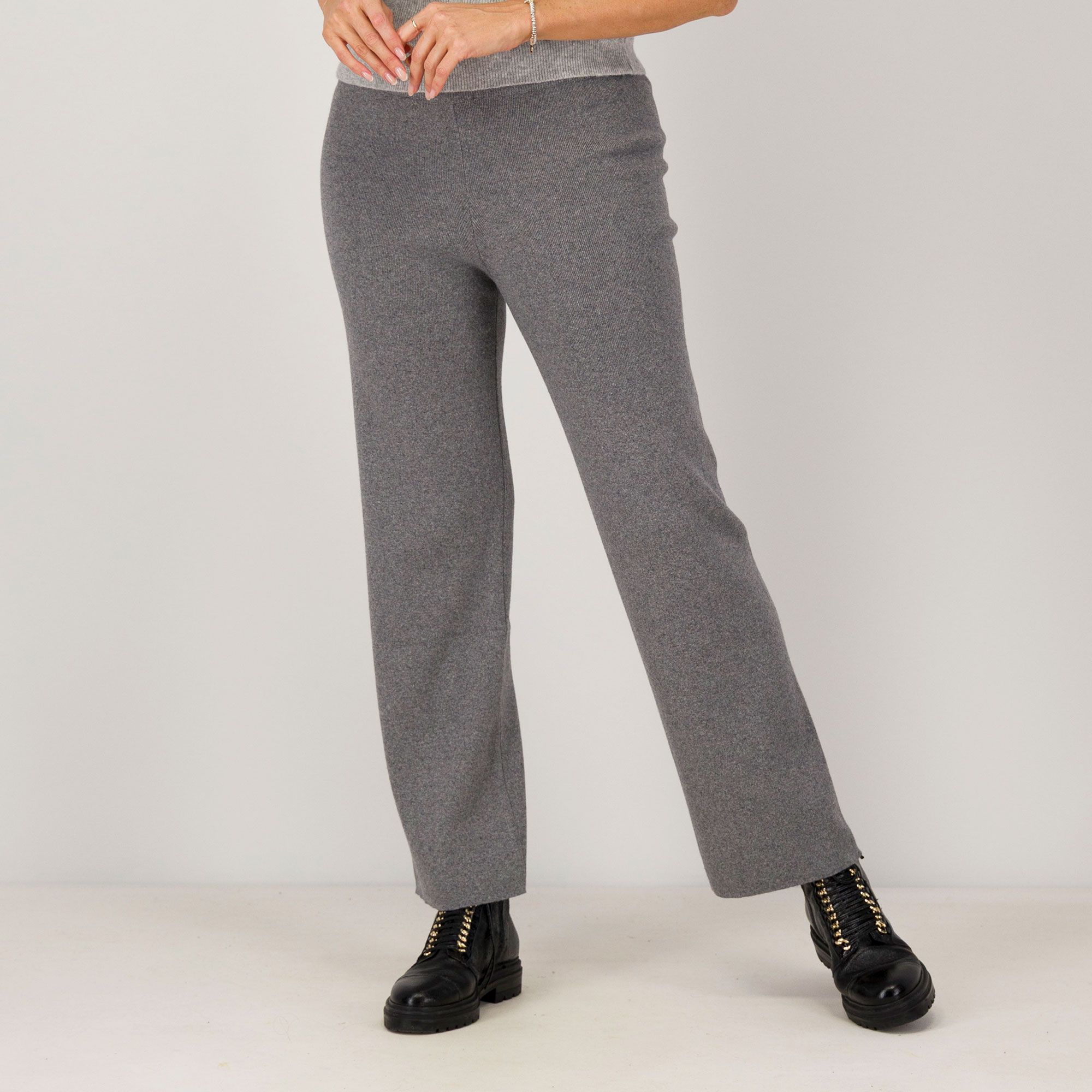 Hekla & Co
Pantaloni ampi
con cashmere