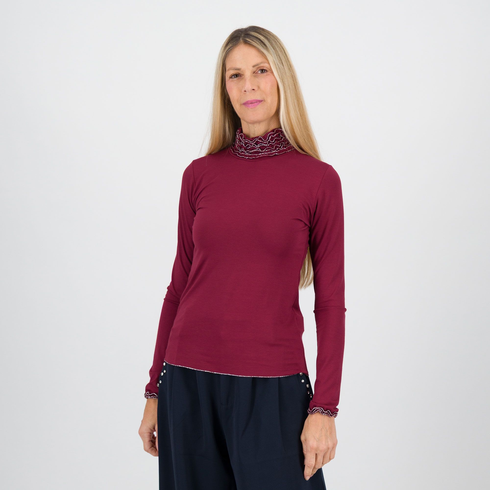 James Lakeland
Maglia collo lupetto
a maniche lunghe
