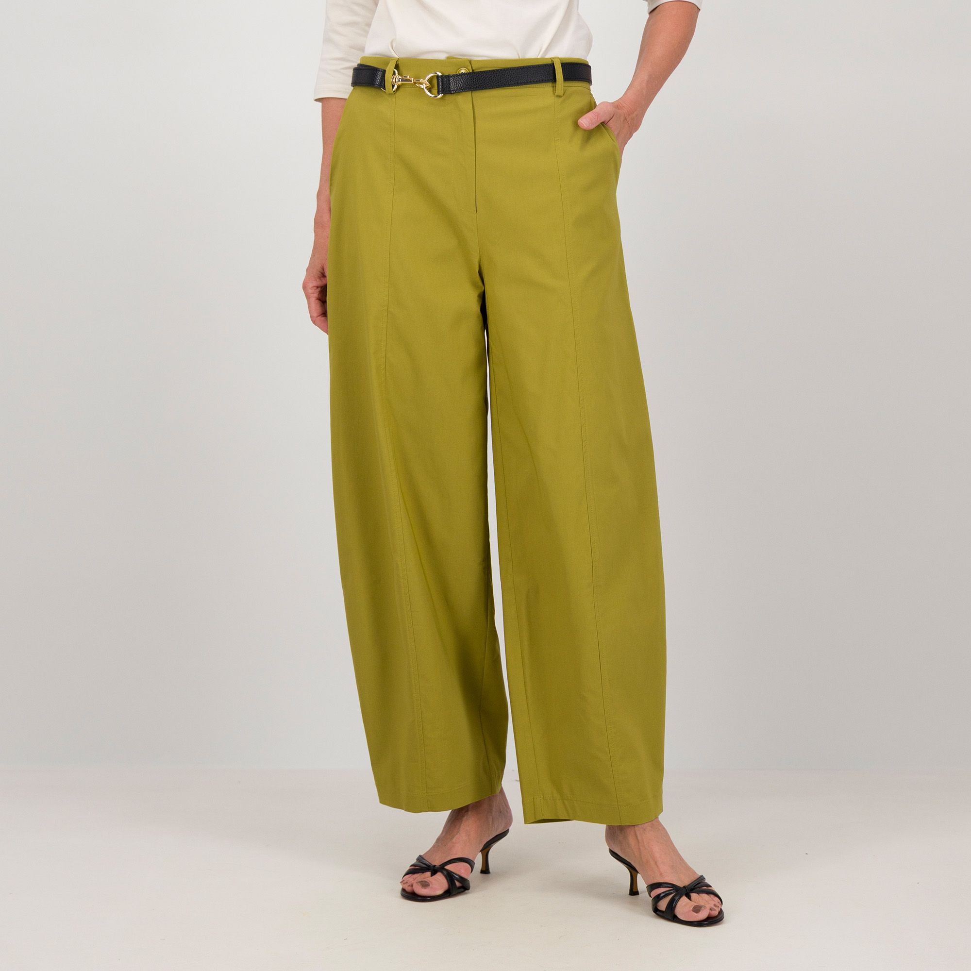 Caterina Lancini
Pantaloni barrell
in bangalina