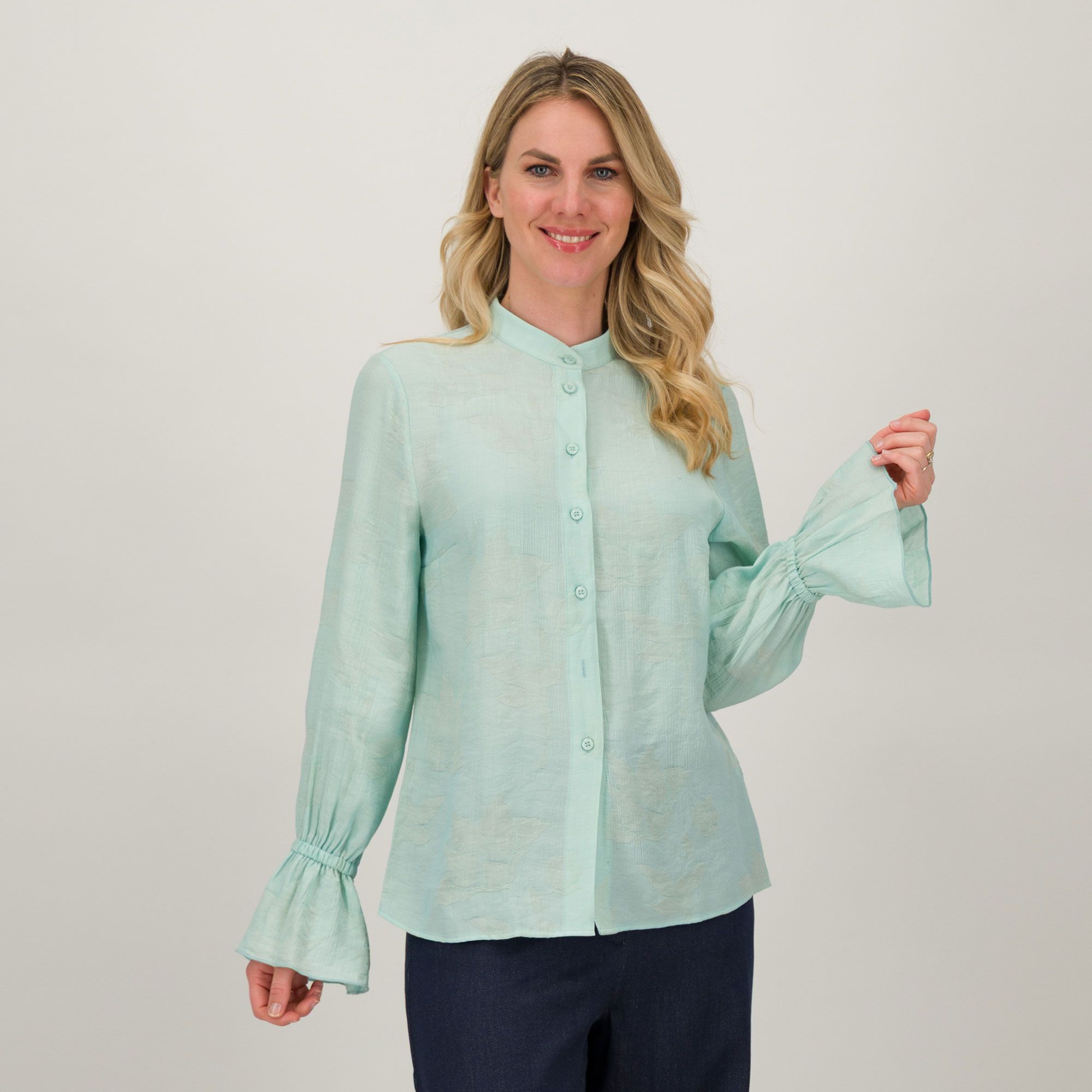 Caterina Lancini
Camicia con collo
alla coreana