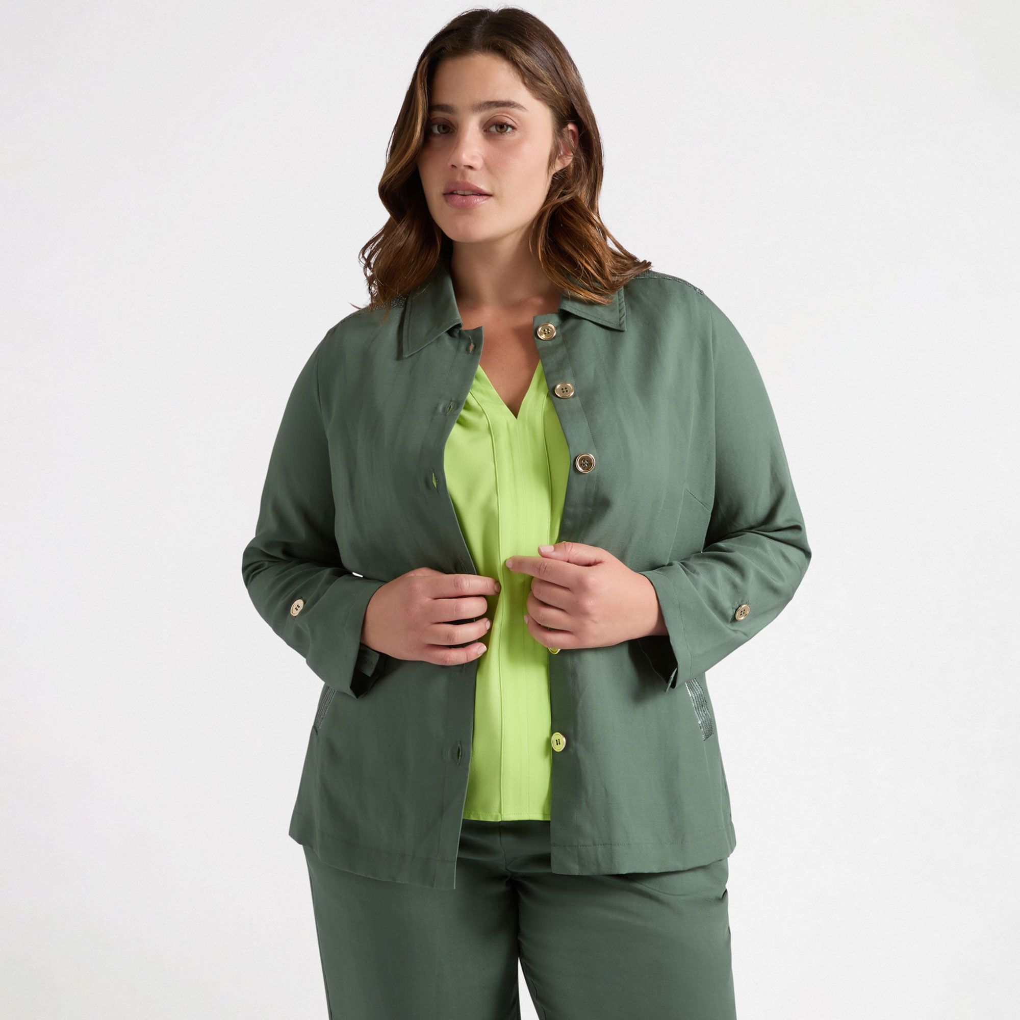 Fiorella Rubino
Giacca camicia
in lyocell con lino
e spalline
