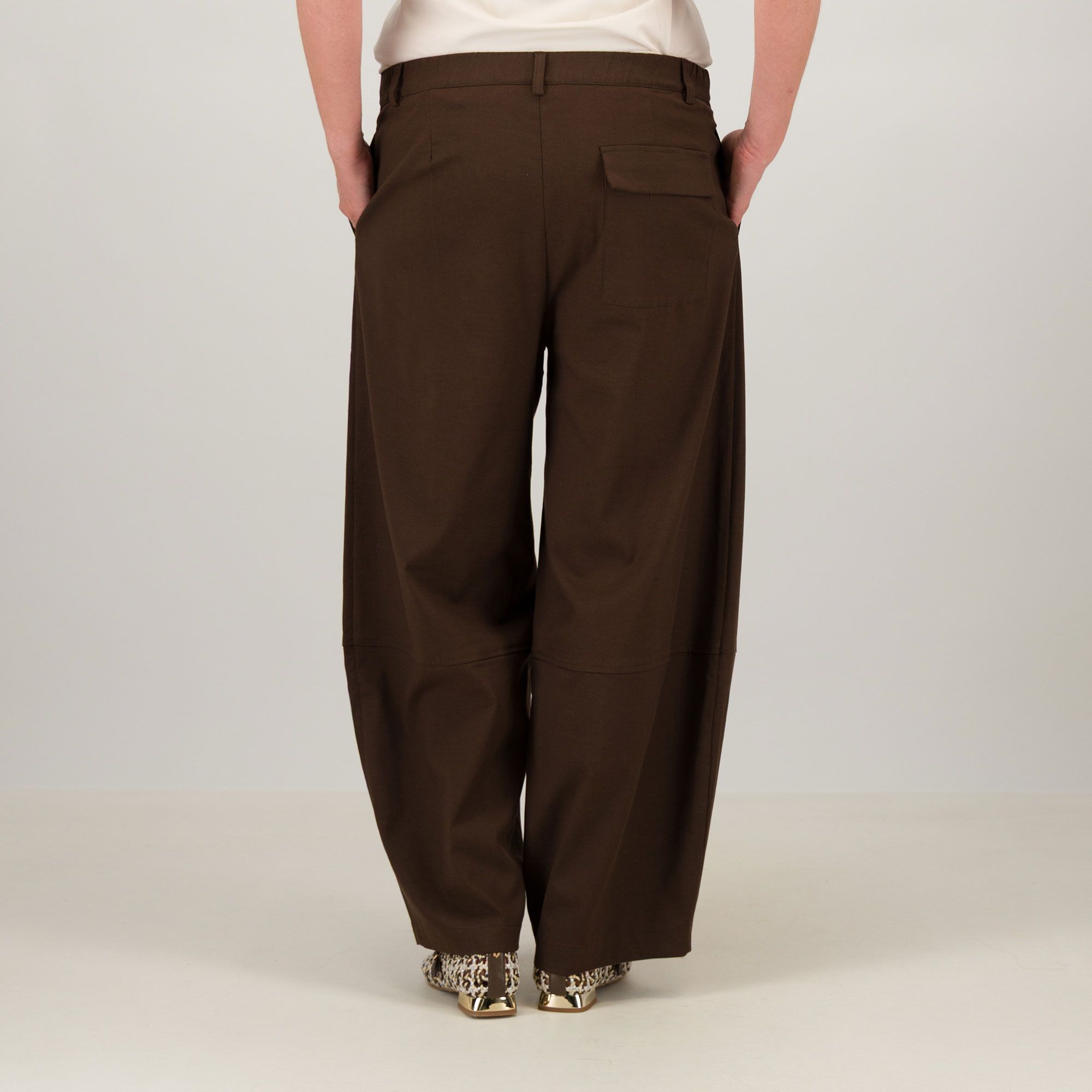 Caterina Lancini Pantaloni balloon in tessuto mano pesca superstretch