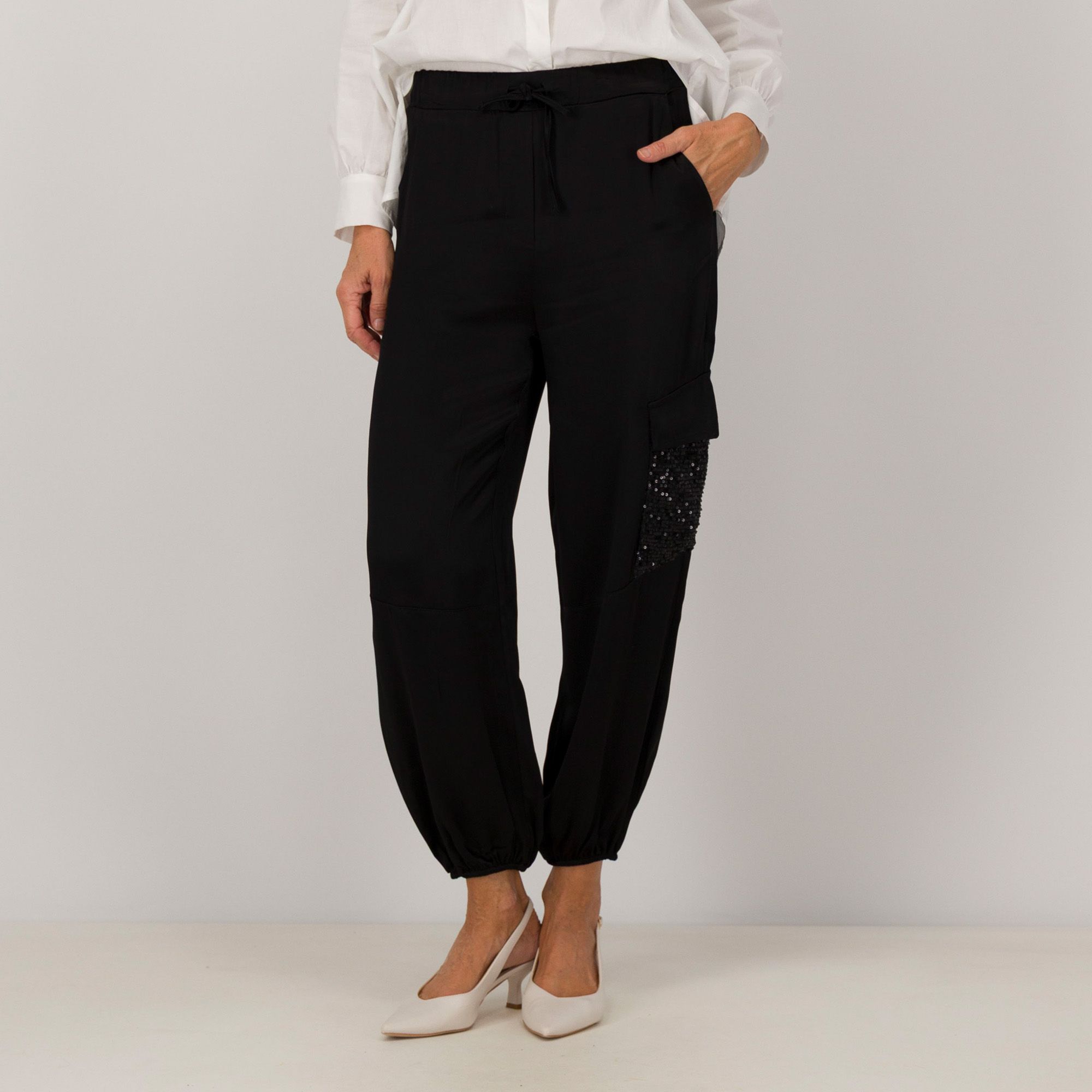 James Lakeland
Pantaloni cargo
in raso
con paillettes