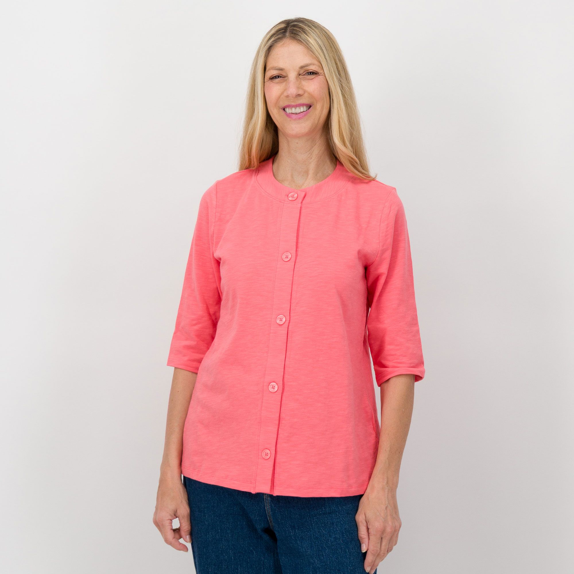 Denim & Co
Cardigan in cotone
con scollo tondo