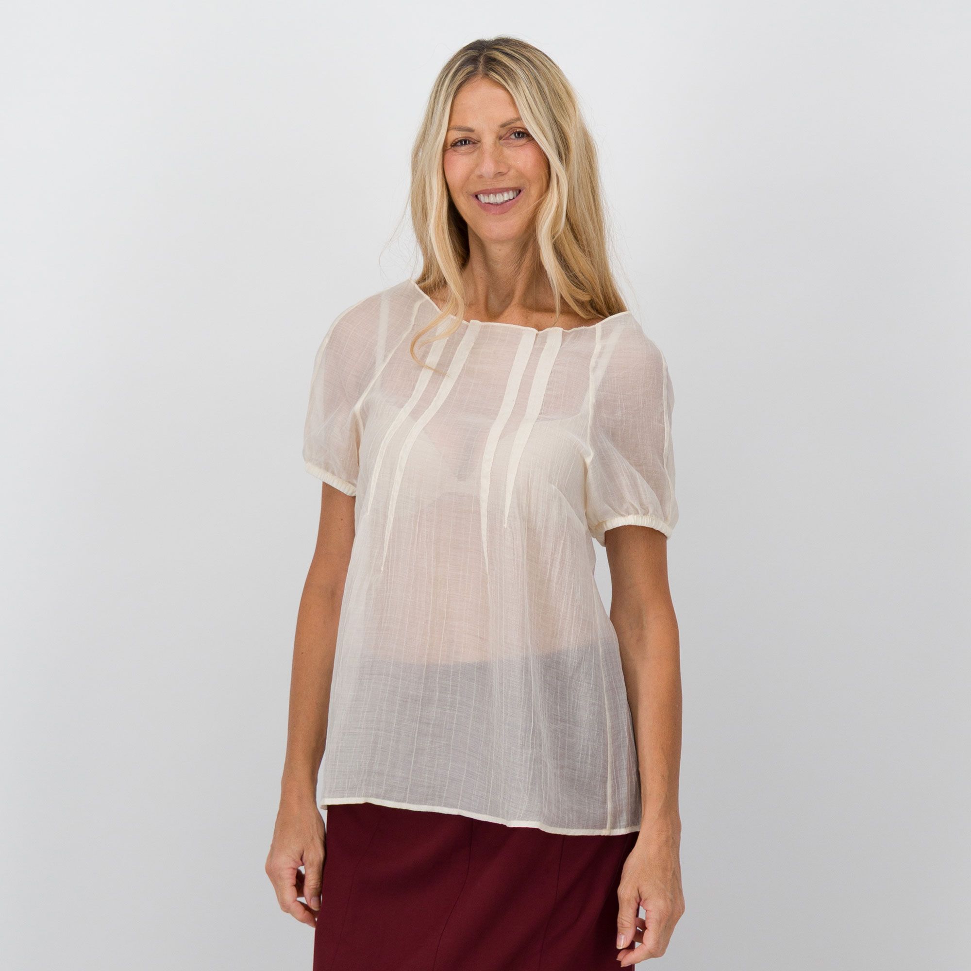 Caterina Lancini
Blusa a maniche
corte con scollo
a barca