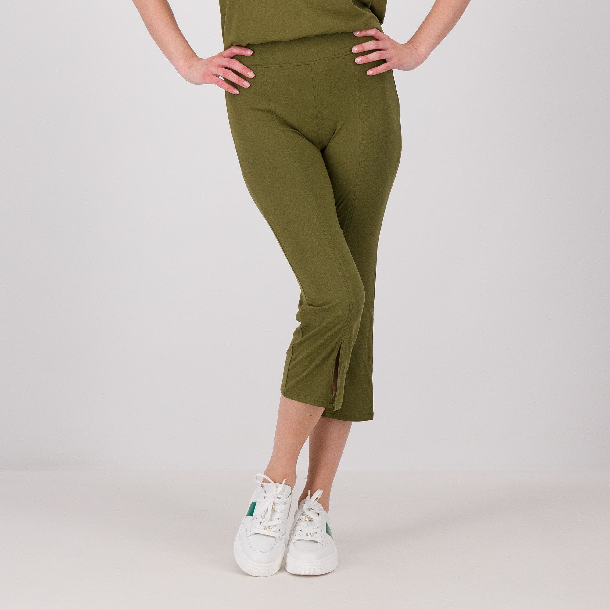 Image of Cuddle Duds Pantaloni cropped con elastico e cucitura davanti061